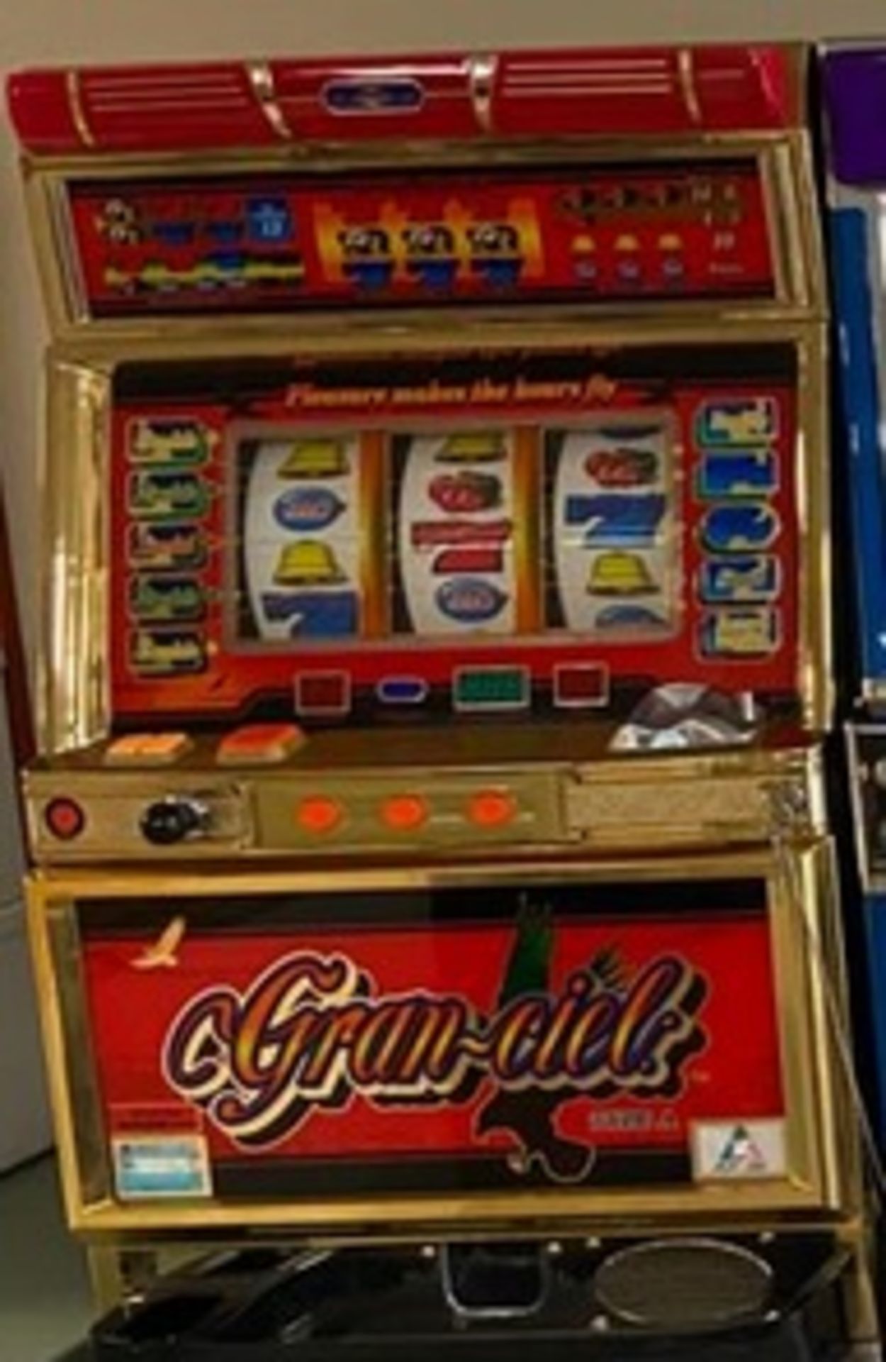 Slot Machine Unit - 110V with tokens