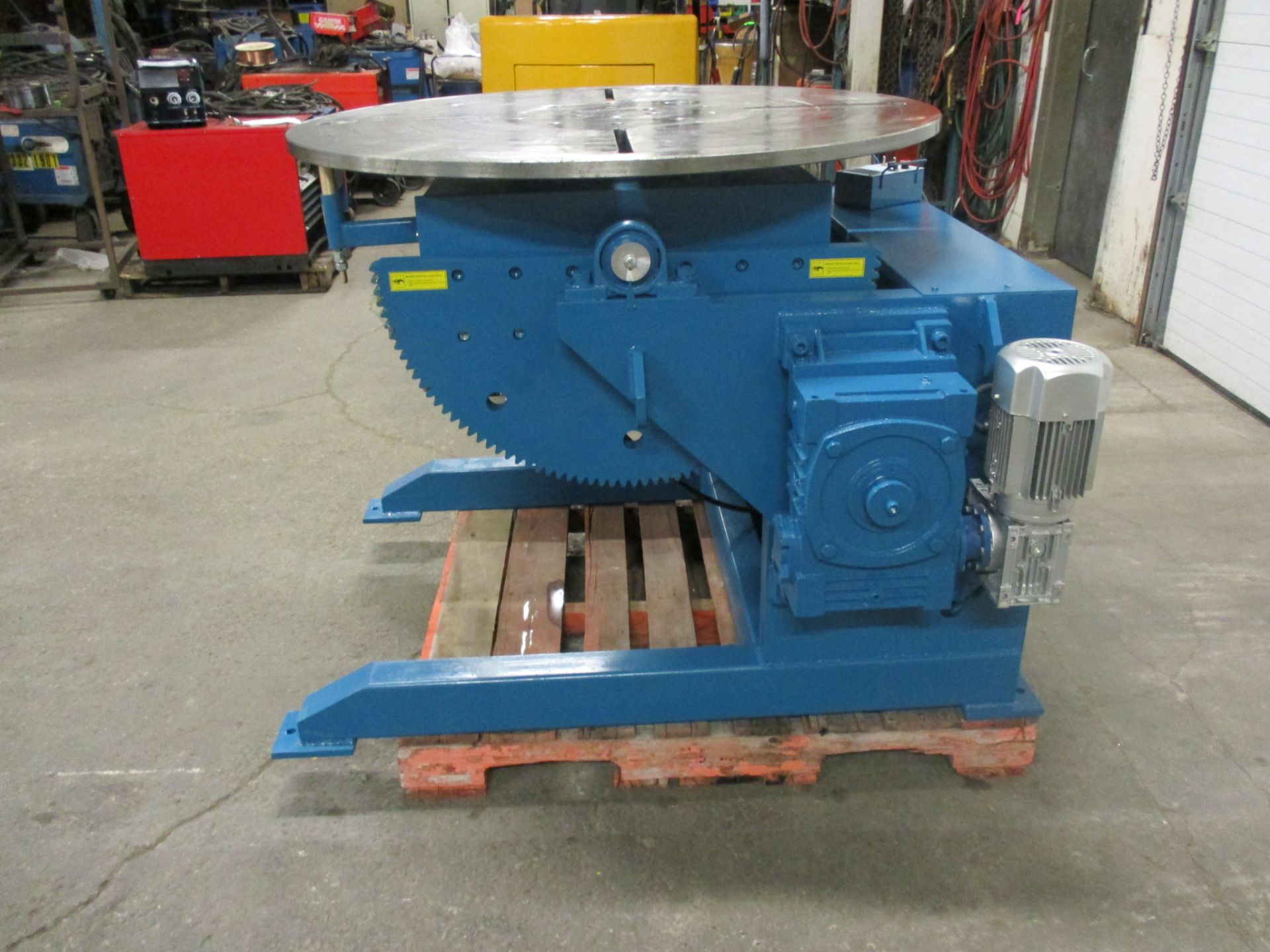Verner model VD-3000 WELDING POSITIONER 3000lbs capacity - tilt and rotate with variable speed drive - Image 2 of 2