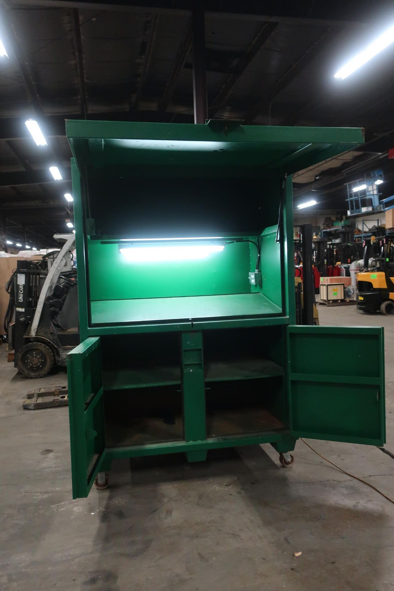 Greenlee Field Office with Desk Light on Wheels storage portable 60x42x80" 116.5 CuFt. model