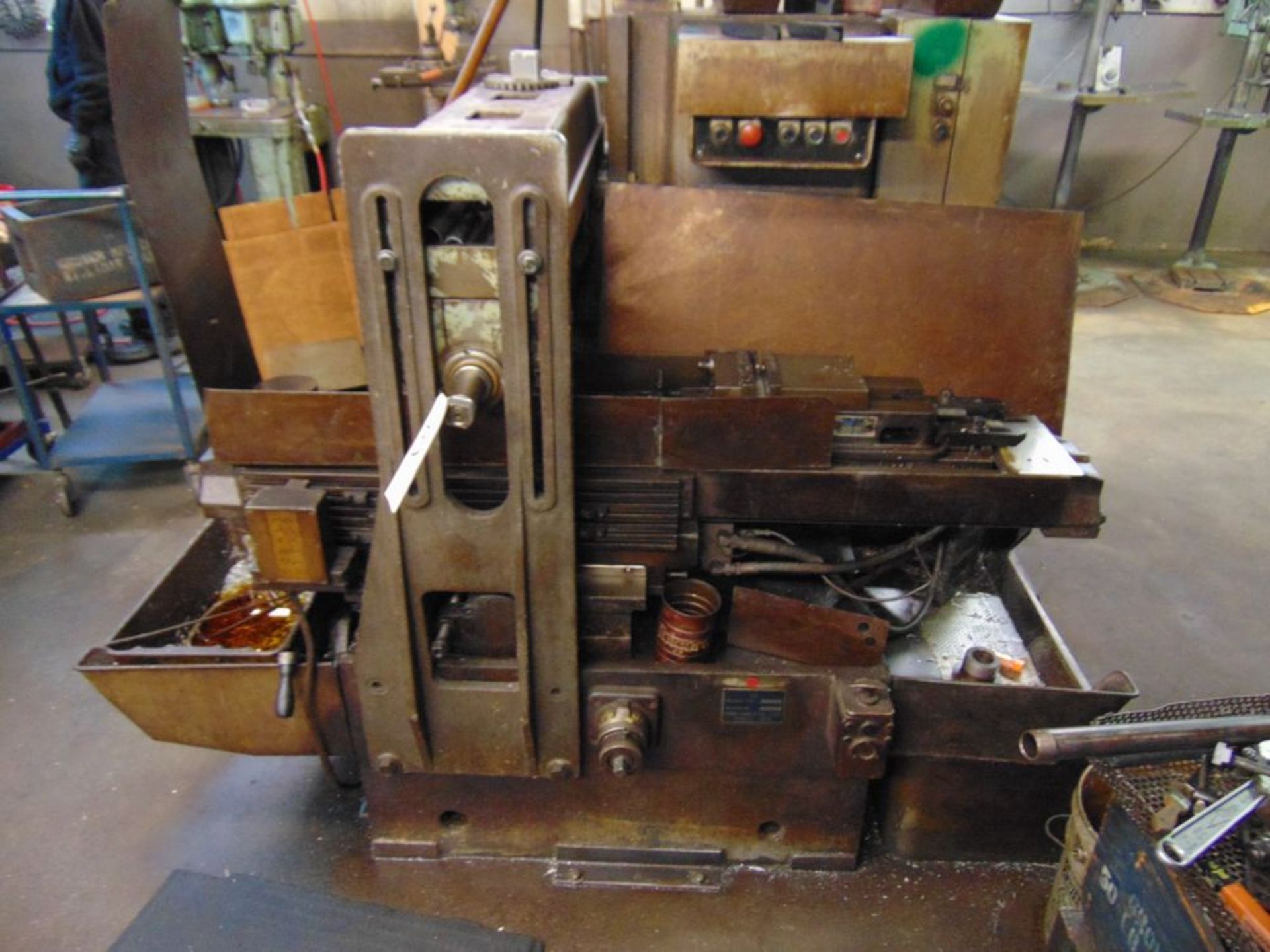 Howa Sangyo Type #8M-2A Horizontal Mill S/N 21324