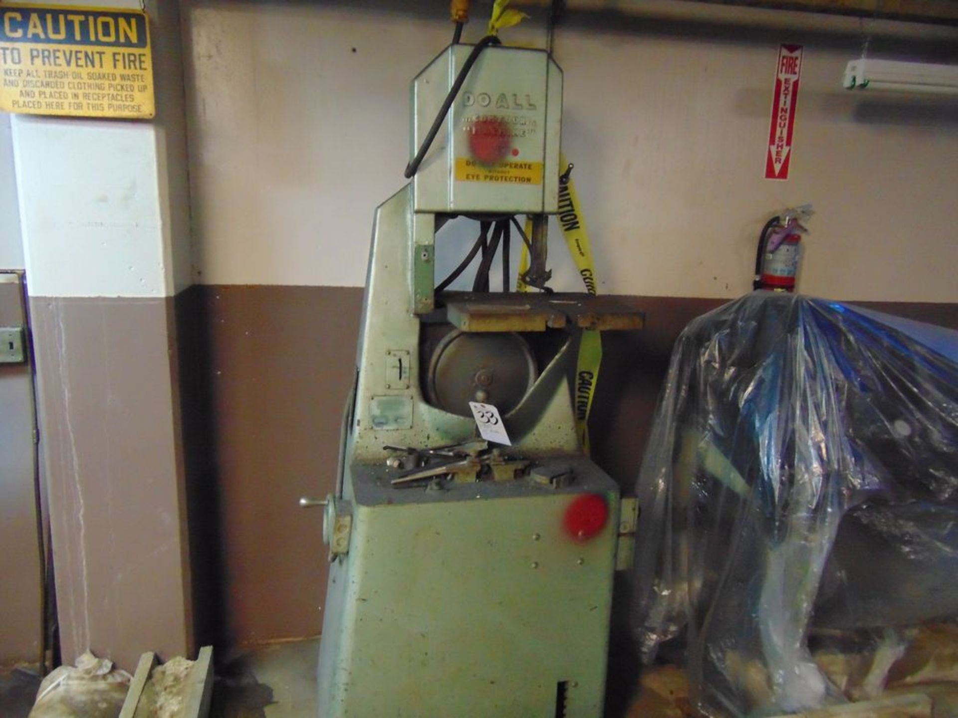 DoAll mod. J, Vertical 12" Band Saw S/N 2938709