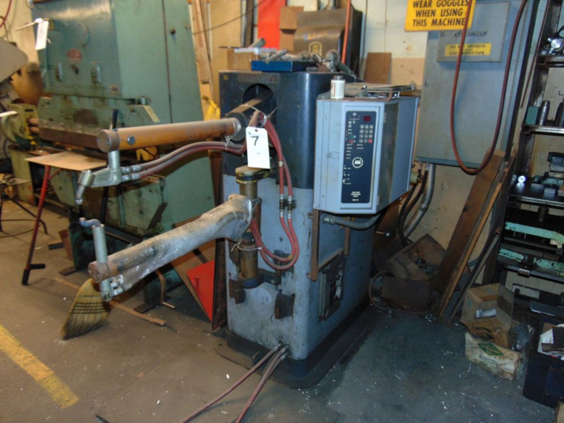 Seedorff mod. 3610, 30" Throat Spot Welder 75 KVA