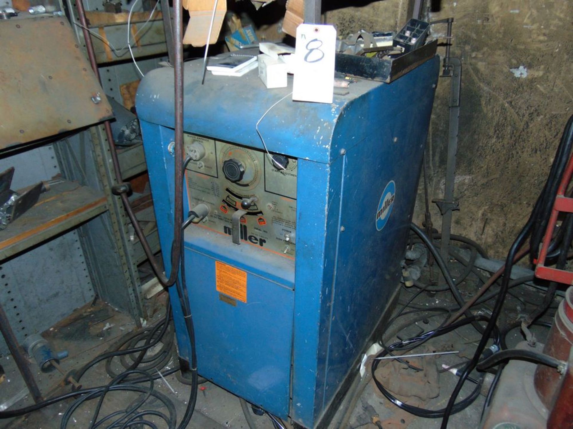 Miller mod. 330A, 300 Amp AC/DC Welder