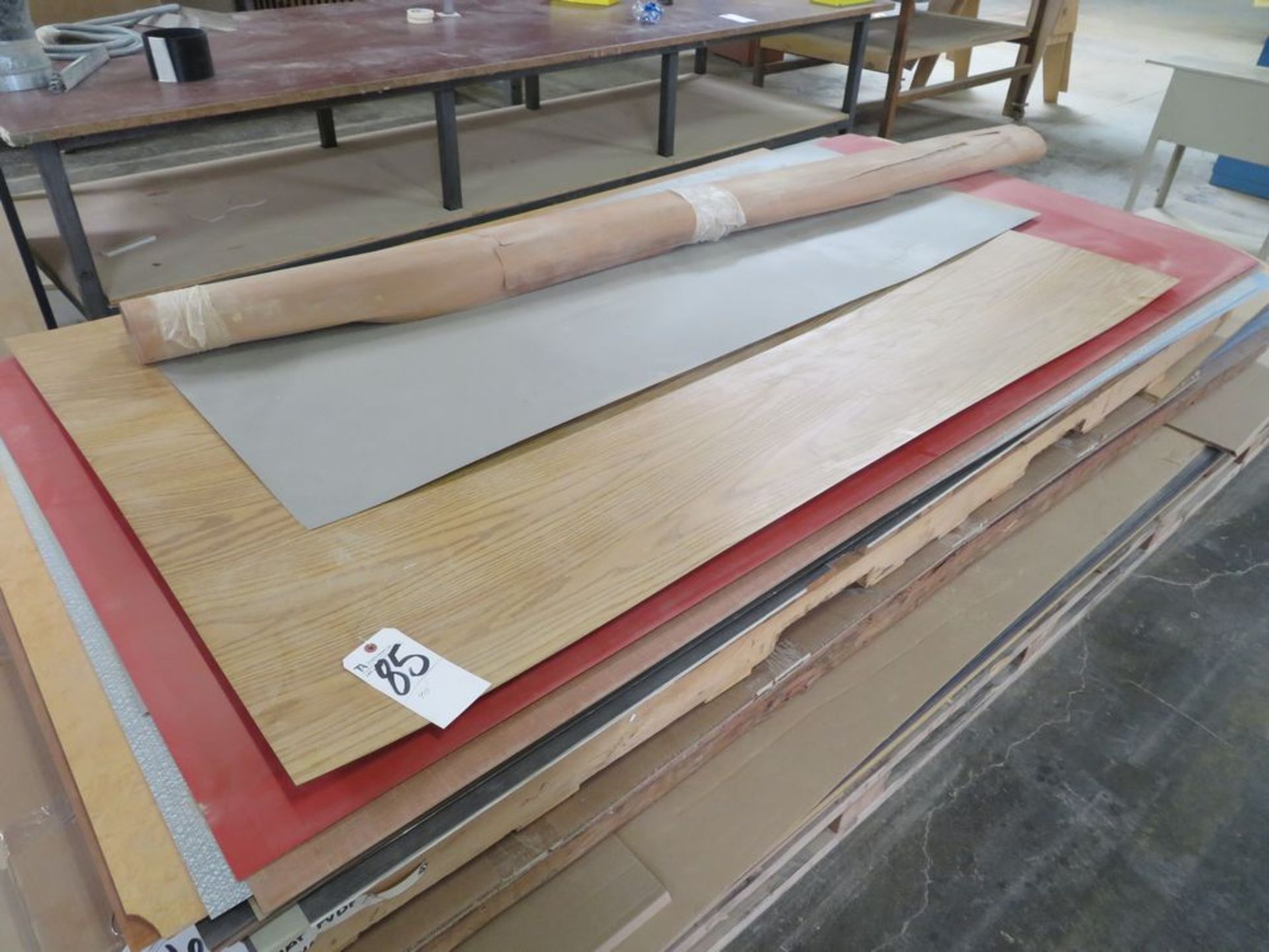 (Lot) Assorted Laminate, 4' x 8'