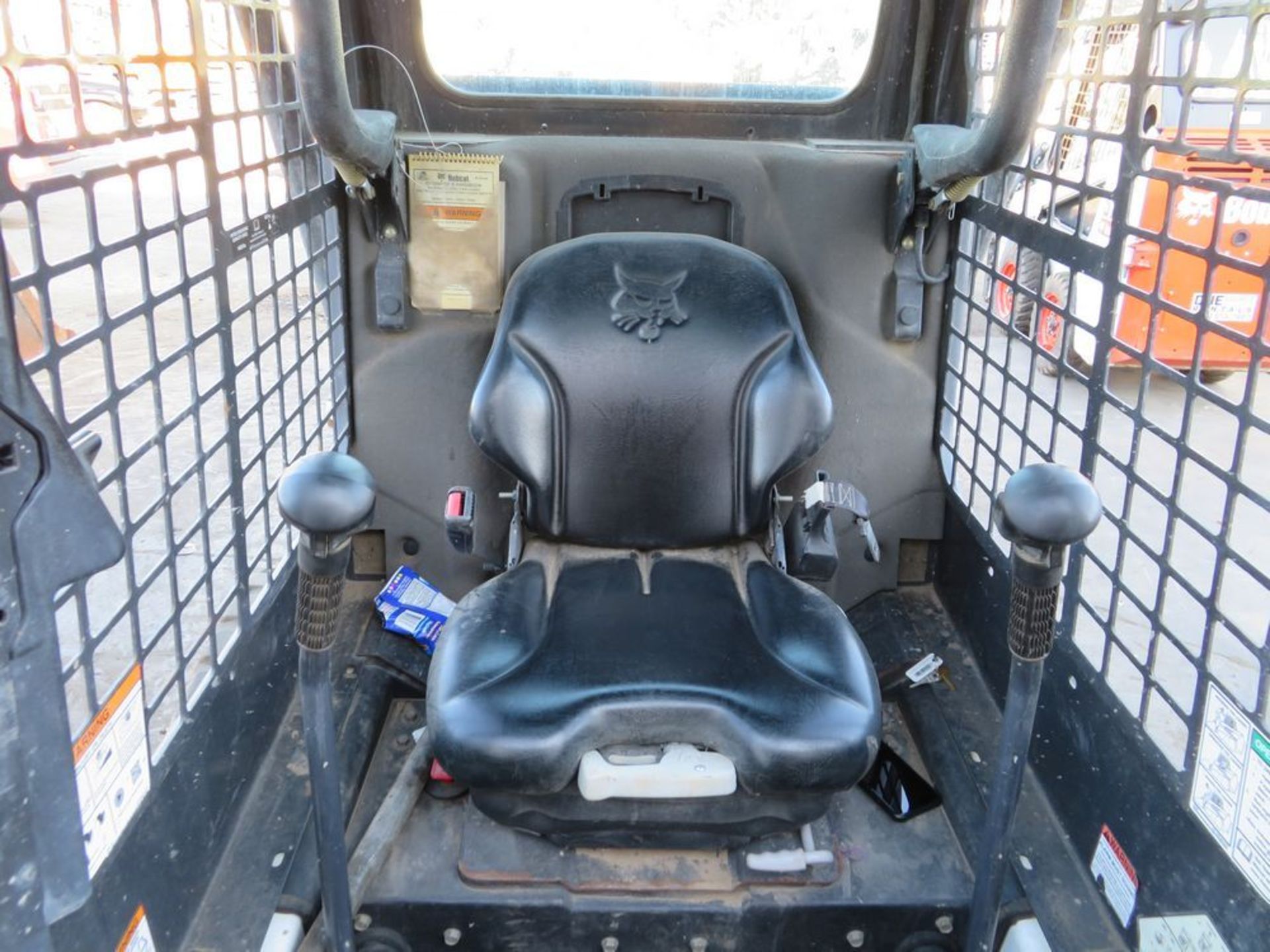 (2017) Bobcat mod. T450, Skid Steer Track Loader, Diesel, 61.1hp, Rated Operating Cap. (ISO), 1, - Image 8 of 10