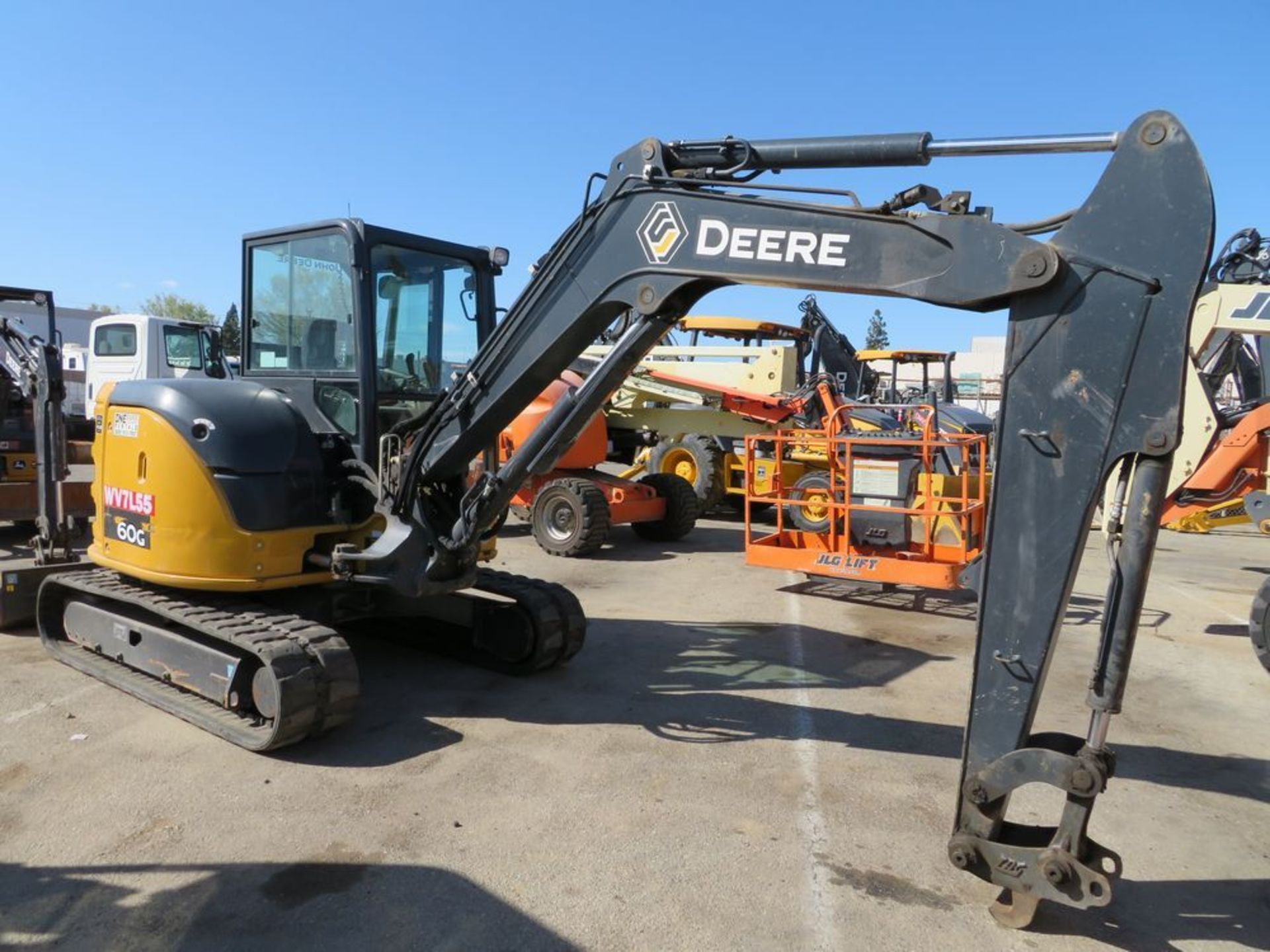 (2017) John Deere mod. 60G, Compact Excavator Net Power 39.6KW (53hp), Max Digging Depth 3.77m, - Image 4 of 9