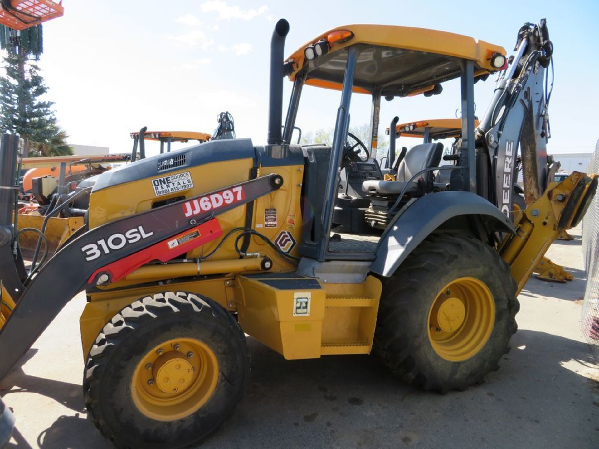 (2017) John Deere mod. 310SL Backhoe Loader Net Power 74KW (99hp) at 2,240 RPM, Max Standard - Image 4 of 10