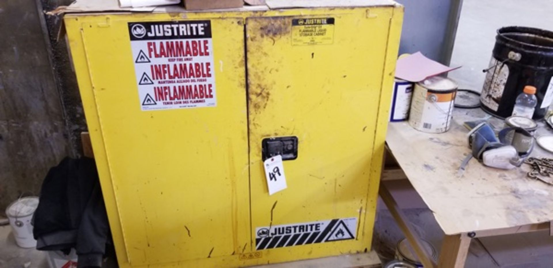 Justrite 30gal cap. Flammable liquid storage cabinet.