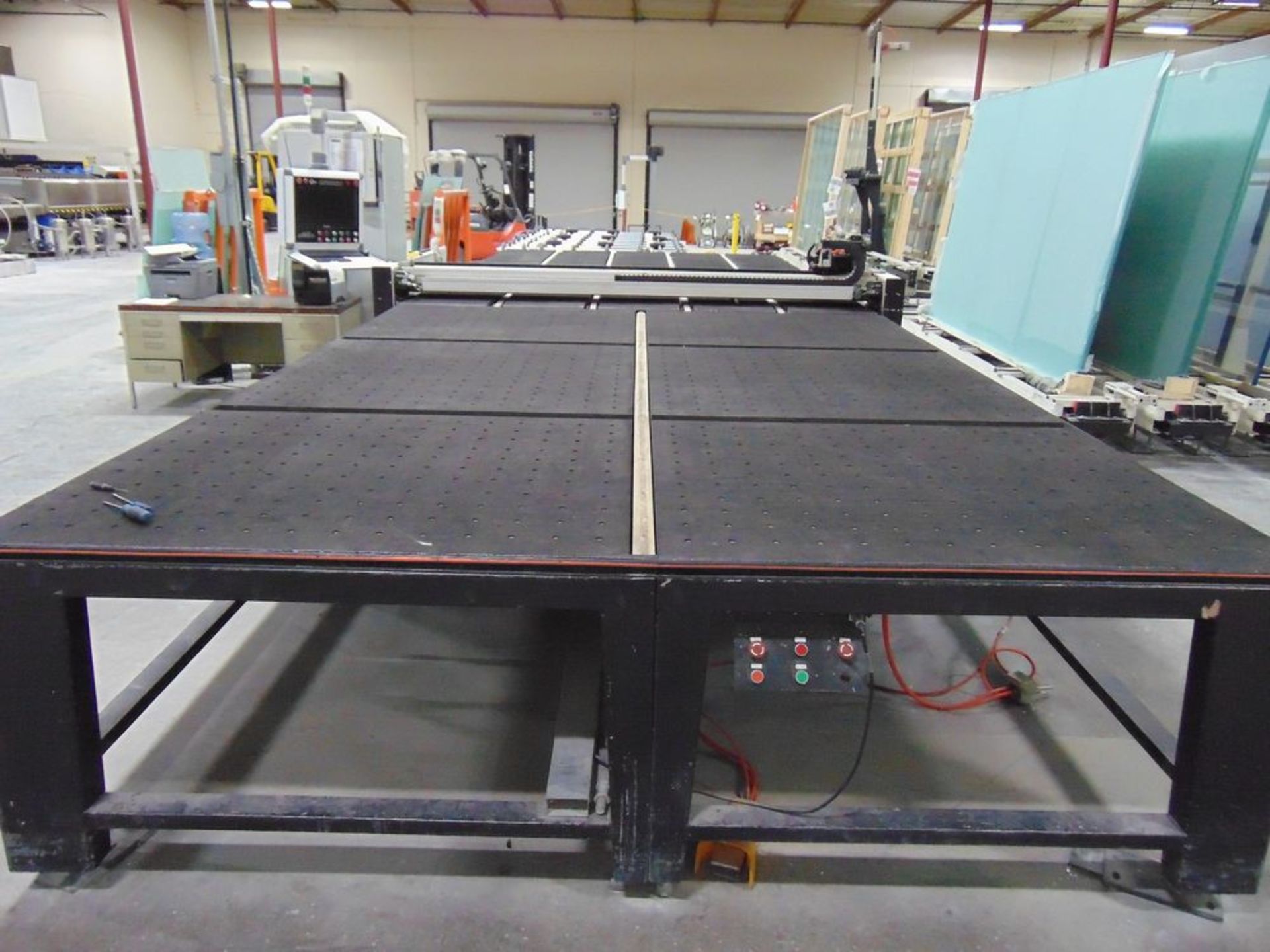 (2016) Shanghai North Glass mod. C4-B-S, 10' Wide Automatic Glass Cutting Line w/ Breakout Table, - Image 8 of 10