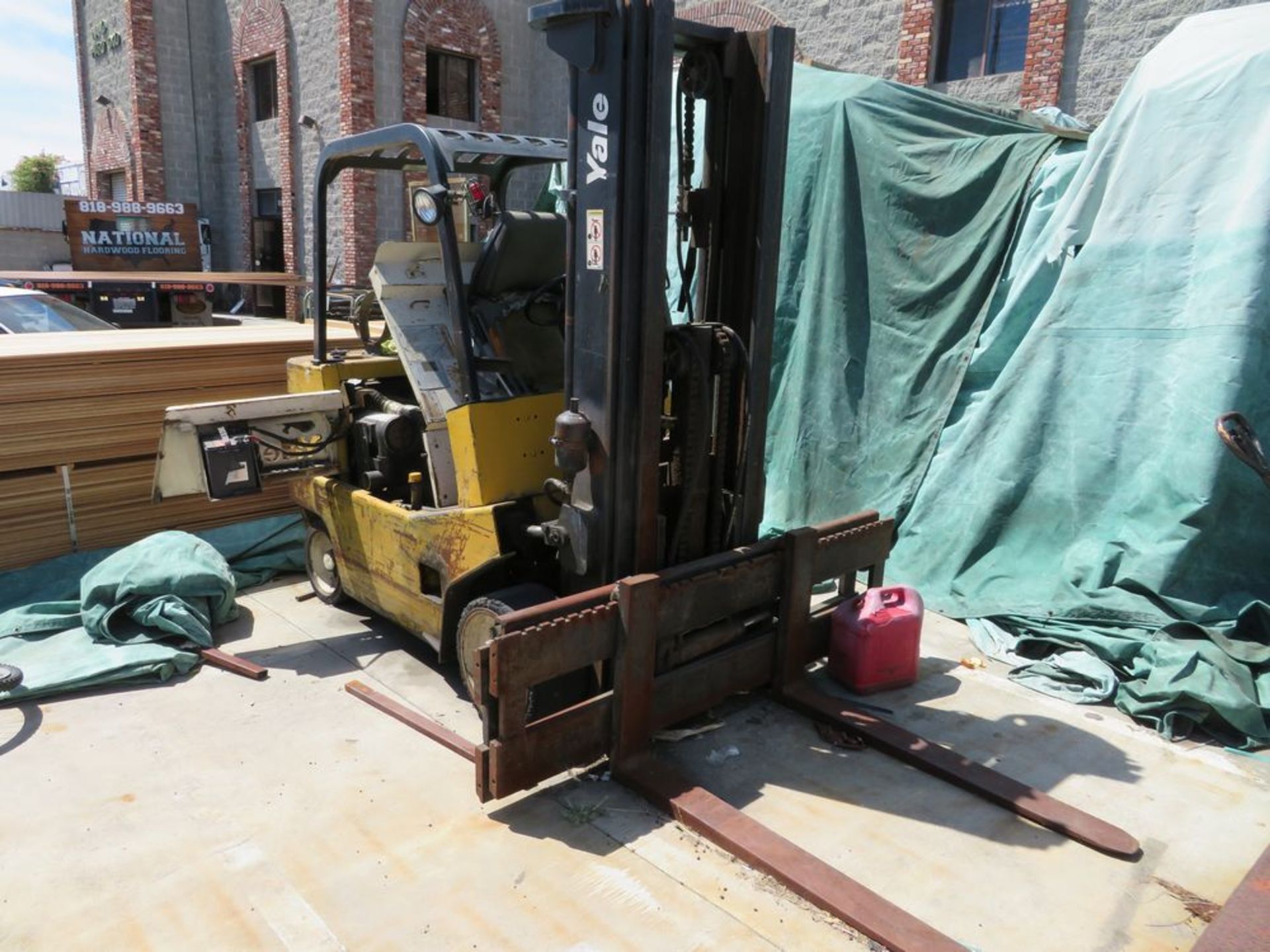 Yale mod. GLC070L, LPG 7,000lb Forklift, - Image 2 of 5