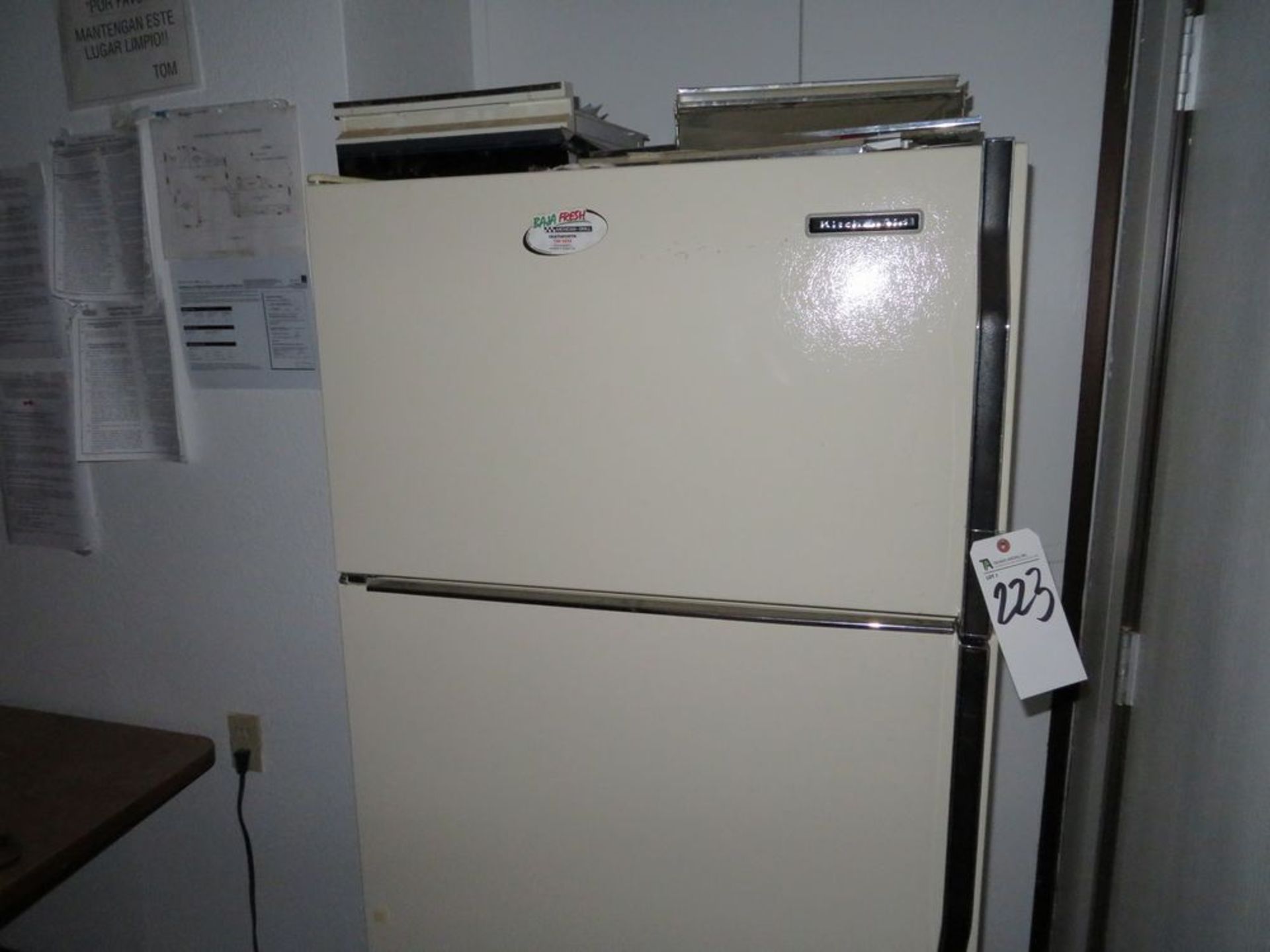 (Lot) Contents of Room Including Refrigerator, Lunch Table & Microwave, etc.