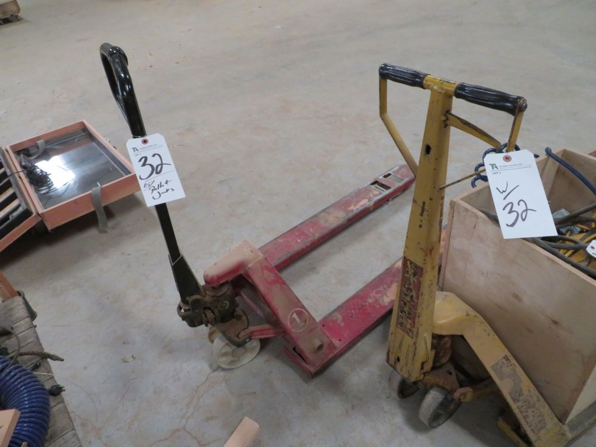 (Lot) (2) Pallet Jacks