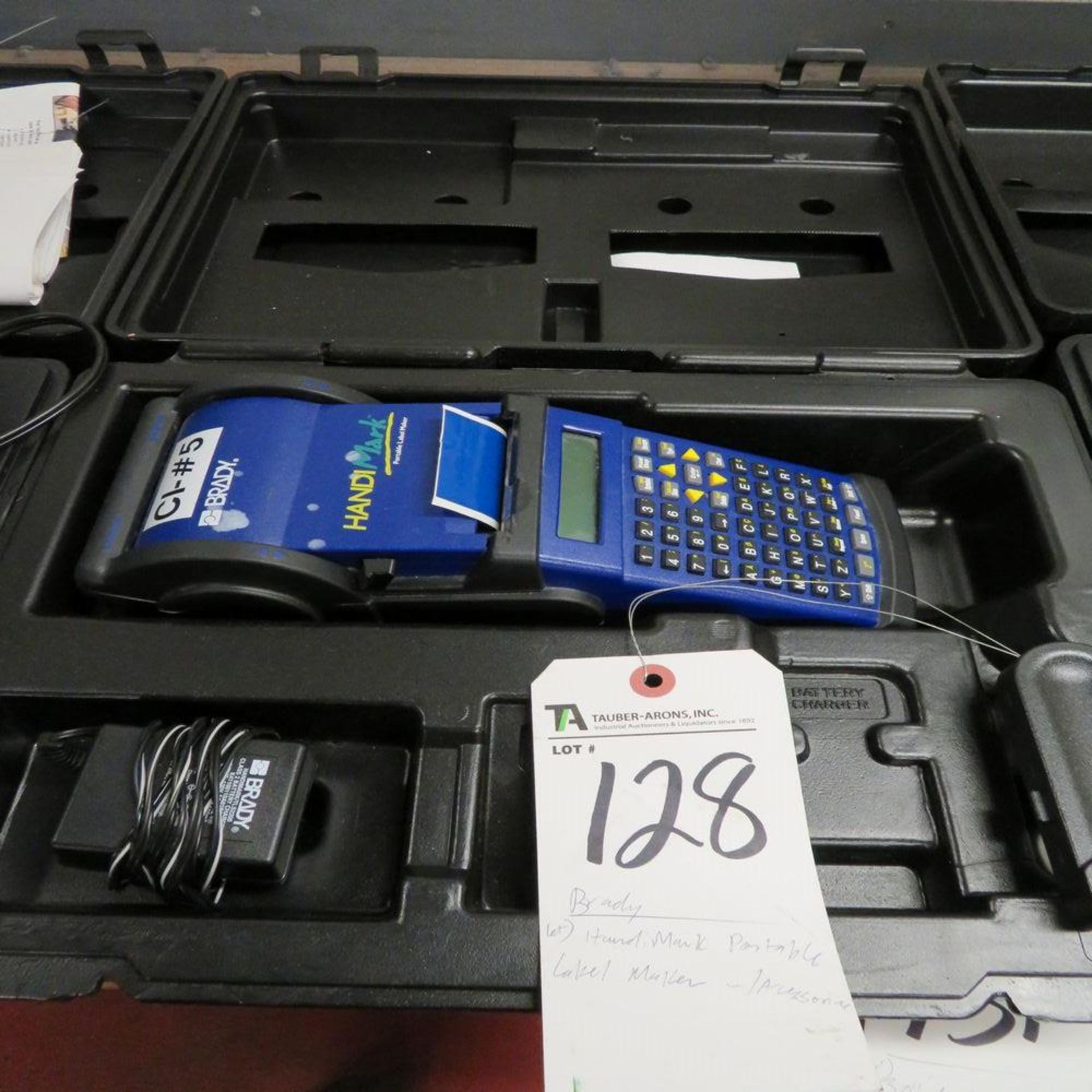 (Lot) Brady HandiMark Portable Label Maker w/ Accessories