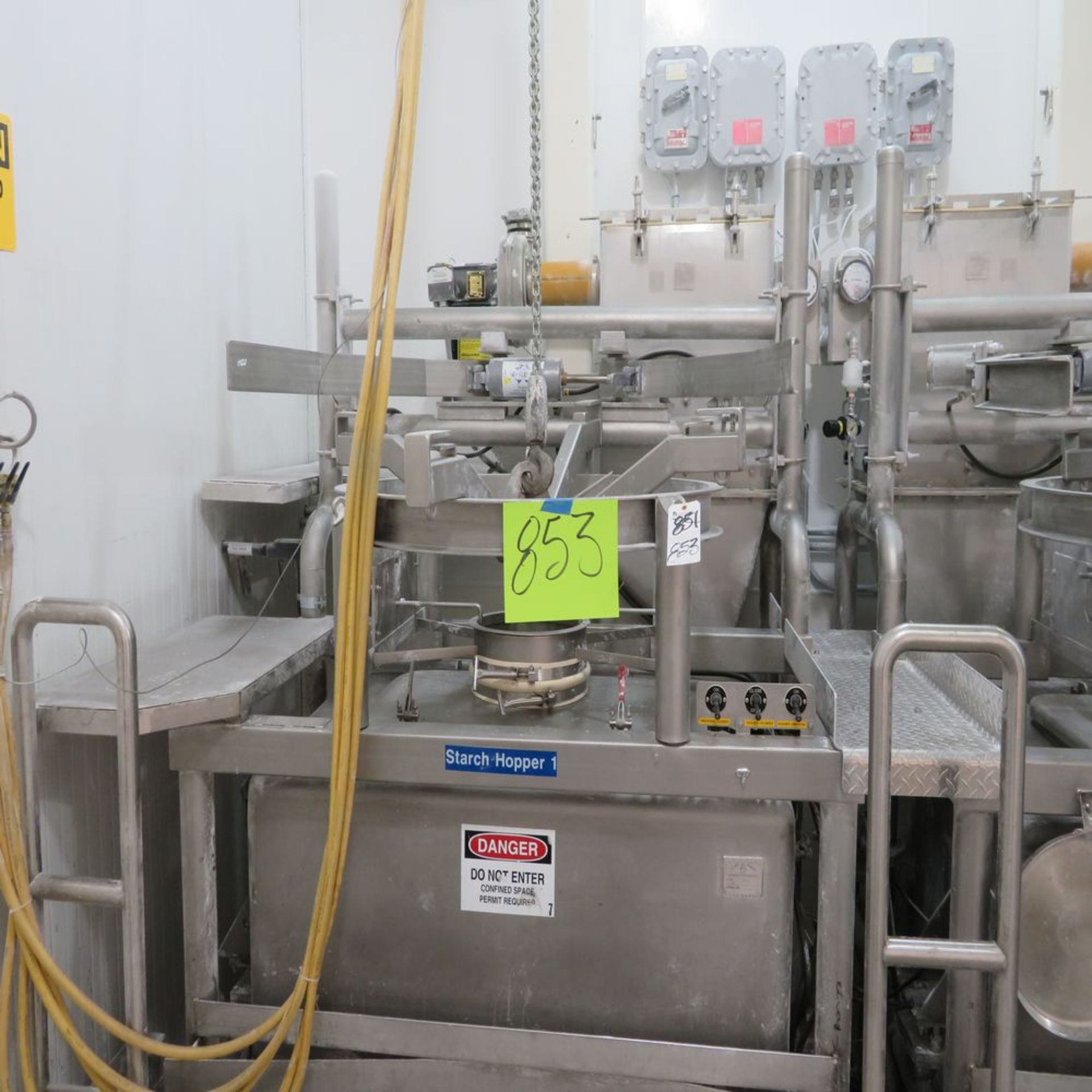 (Lot) (2002) Semi-Bulk mod. S6134, Self- Contained S.S. Hopper System w/ HafJet Pulse Filter Bag