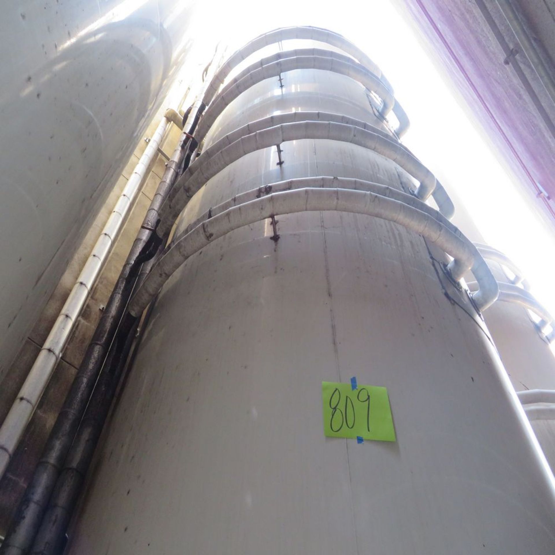 (Lot) (2002) Walker S.S. 30,000 Gal. Jacketed Silo; Approx. 9.5'D x 60'T w/ (4) Tri-Clover Pneu. - Image 5 of 6