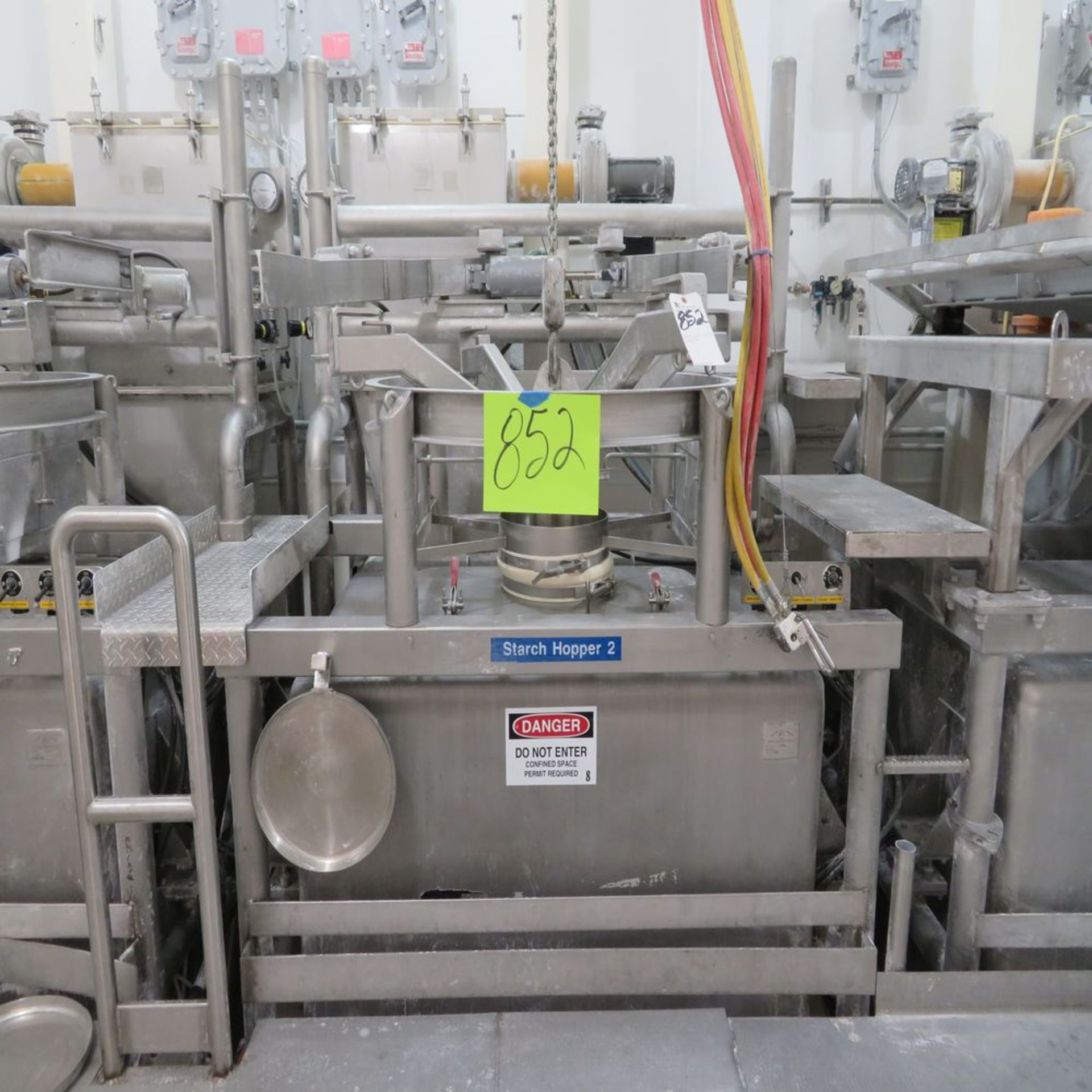 (Lot) (2002) Semi-Bulk mod. S6134, Self- Contained S.S. Hopper System w/ HafJet Pulse Filter Bag