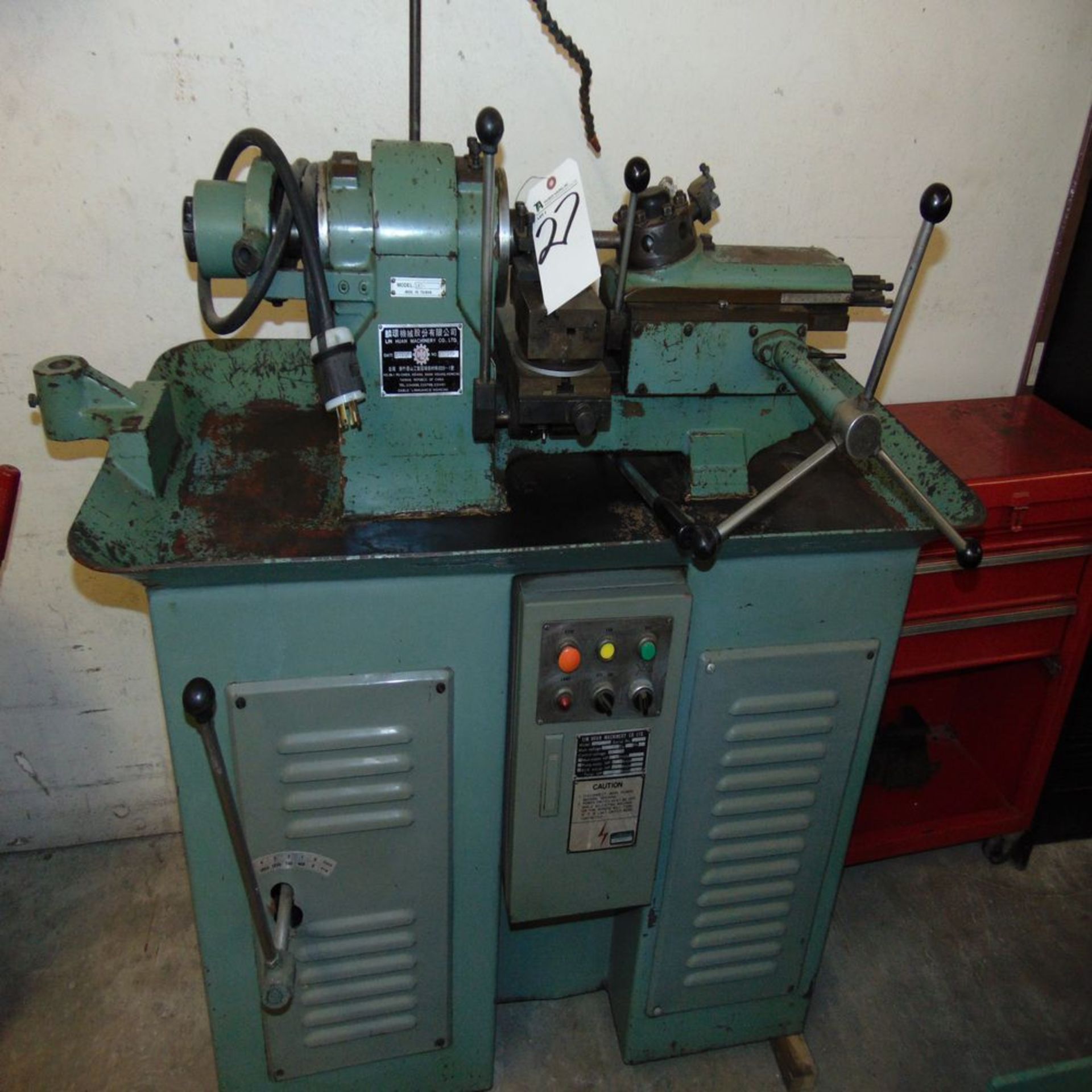 (1980) Lin Huan mod. LHT-25B, Turret Lathe S/N 692140