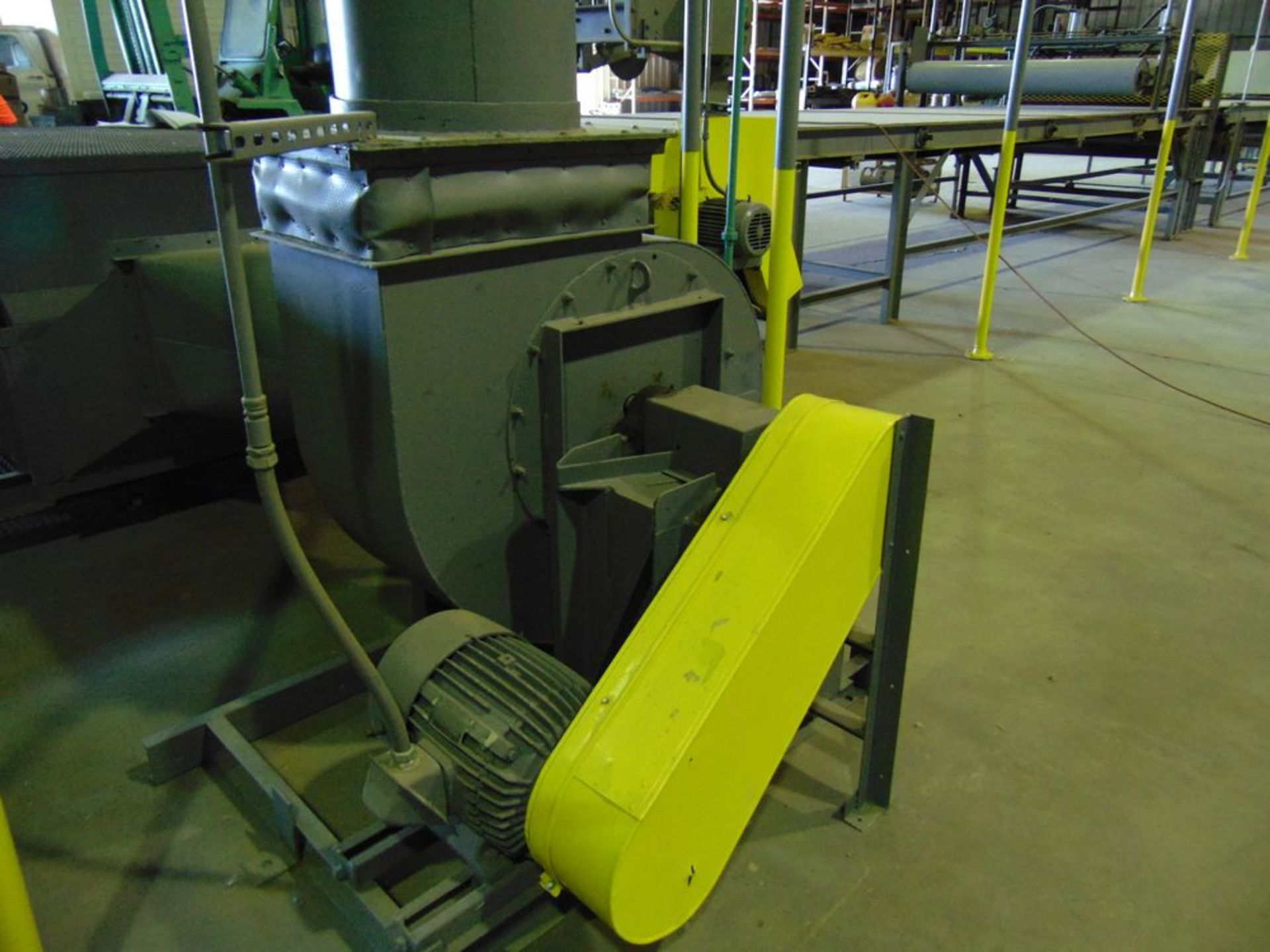Chain Fed Suction Conveyor, 80'' x 13' w/ Blower - Image 3 of 3