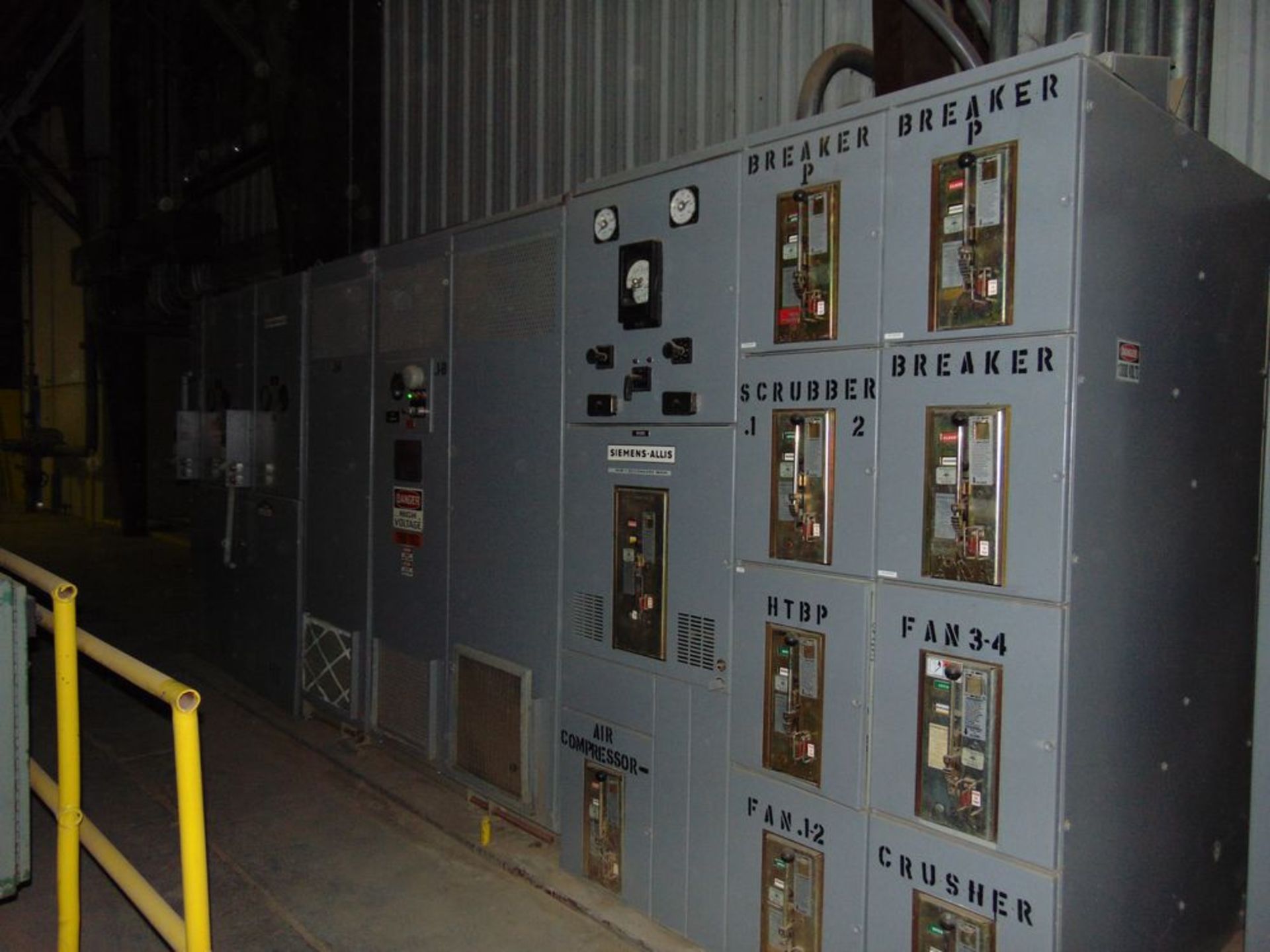 Siemens-Allis 1500 KVA Power Panel (No Wire) S/N 177885-1