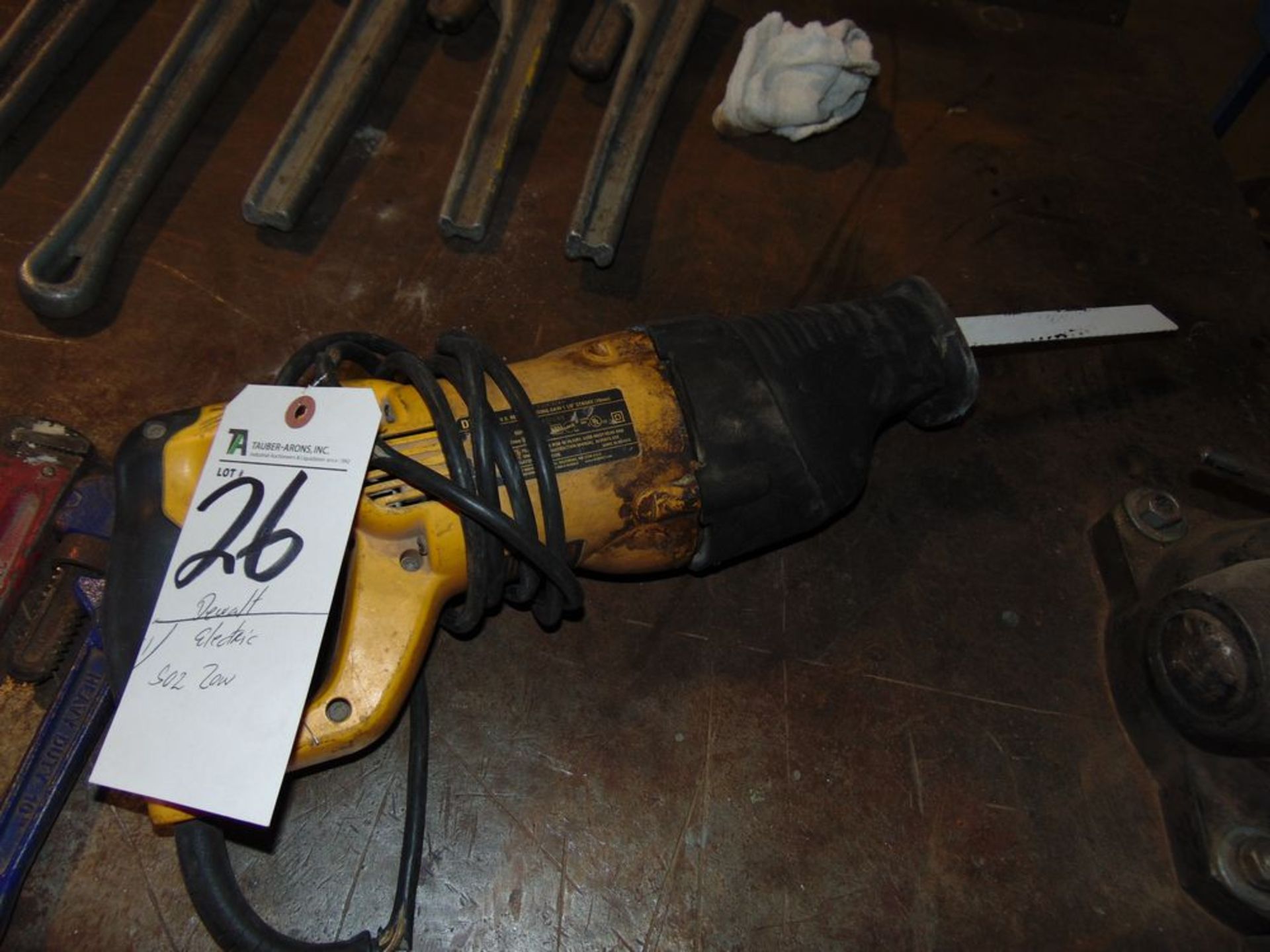 DeWalt Electric Saw Zall