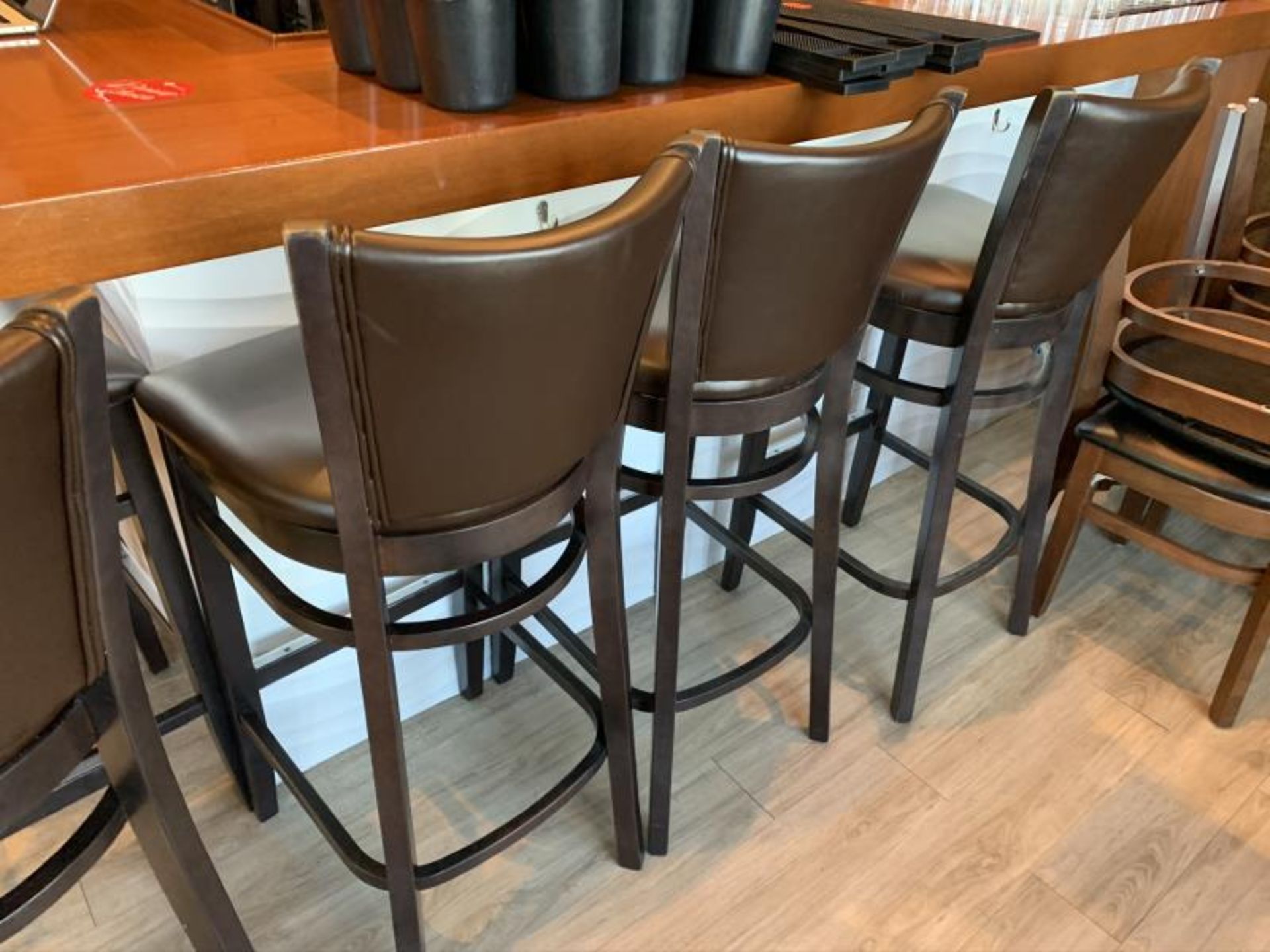 16 Bar Stools, wood frame, brown vinyl back & seat - Image 3 of 4