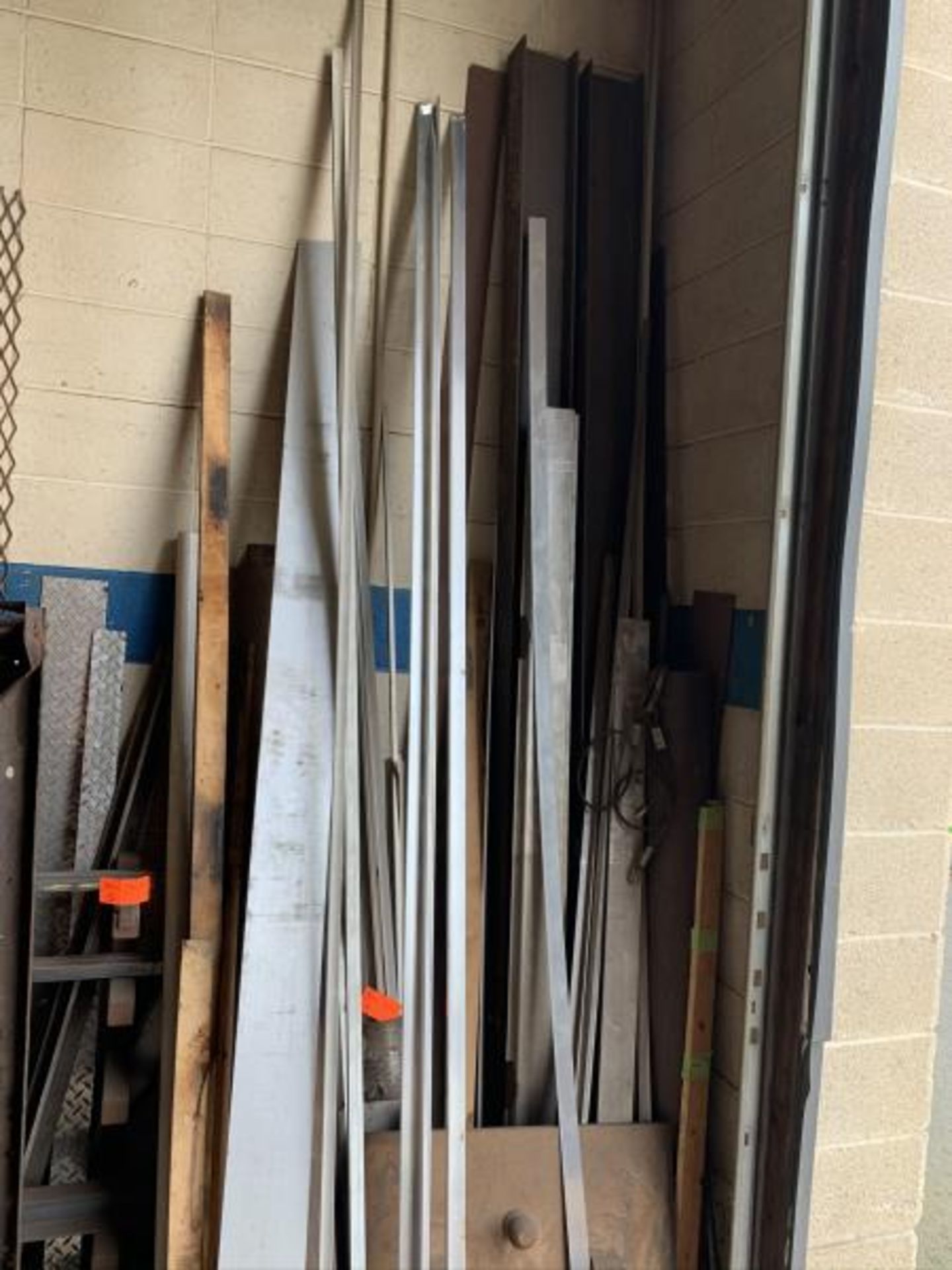 Corner Lot Steel & Alumium Stock