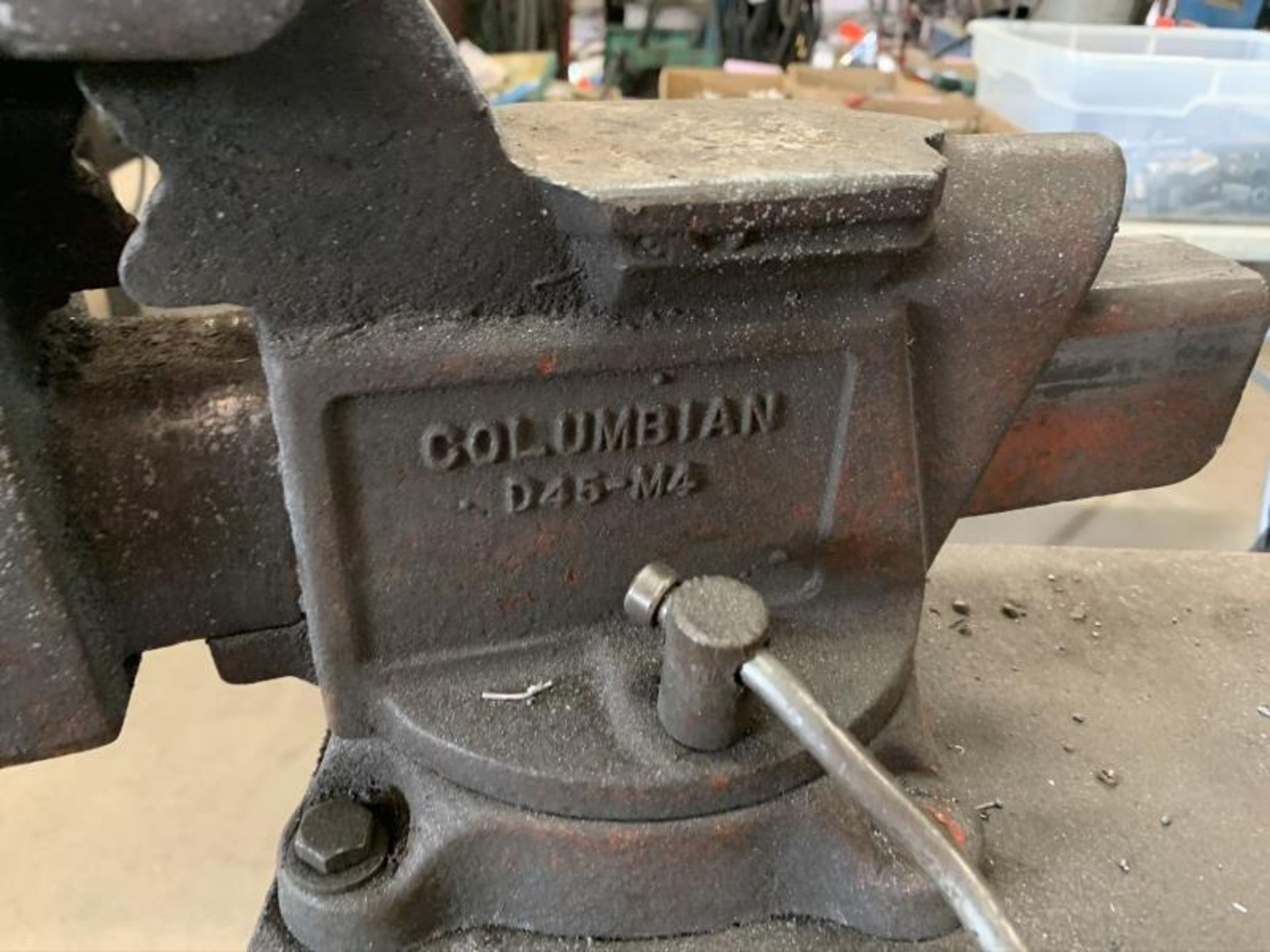 Columbian D45-M4 bench vice - Image 2 of 3