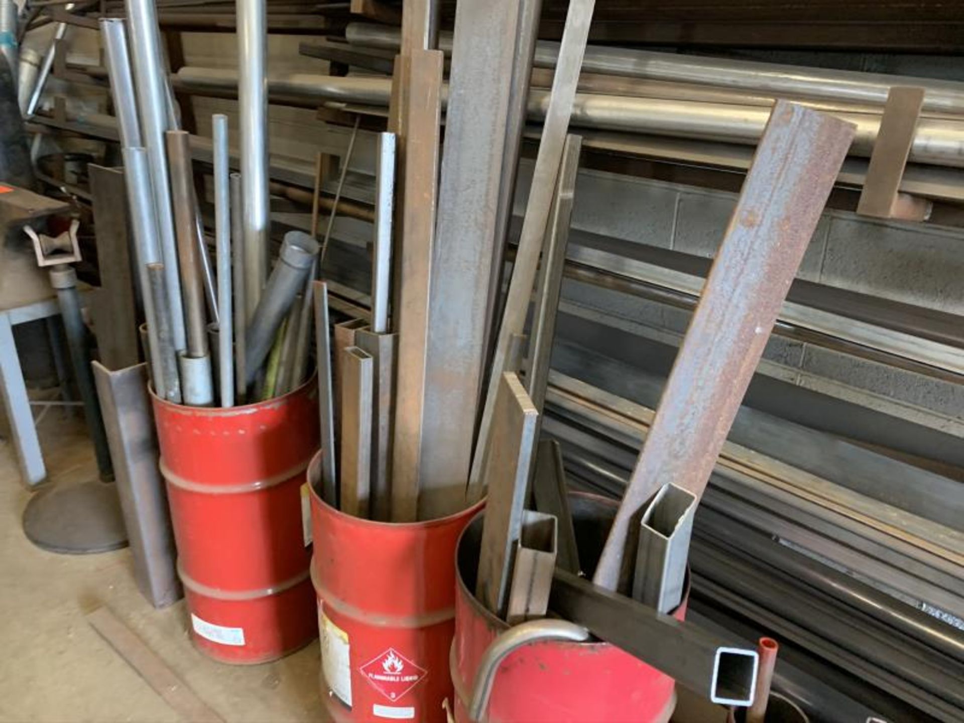 Eight tier cantalever metal stock rack, contents of steel & Alumium inventory with (5) red piles - Image 4 of 6