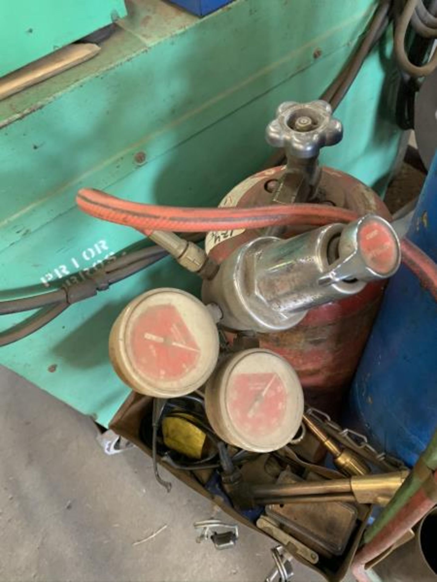 Welding torch, gauges & cart (no tanks) - Image 2 of 4