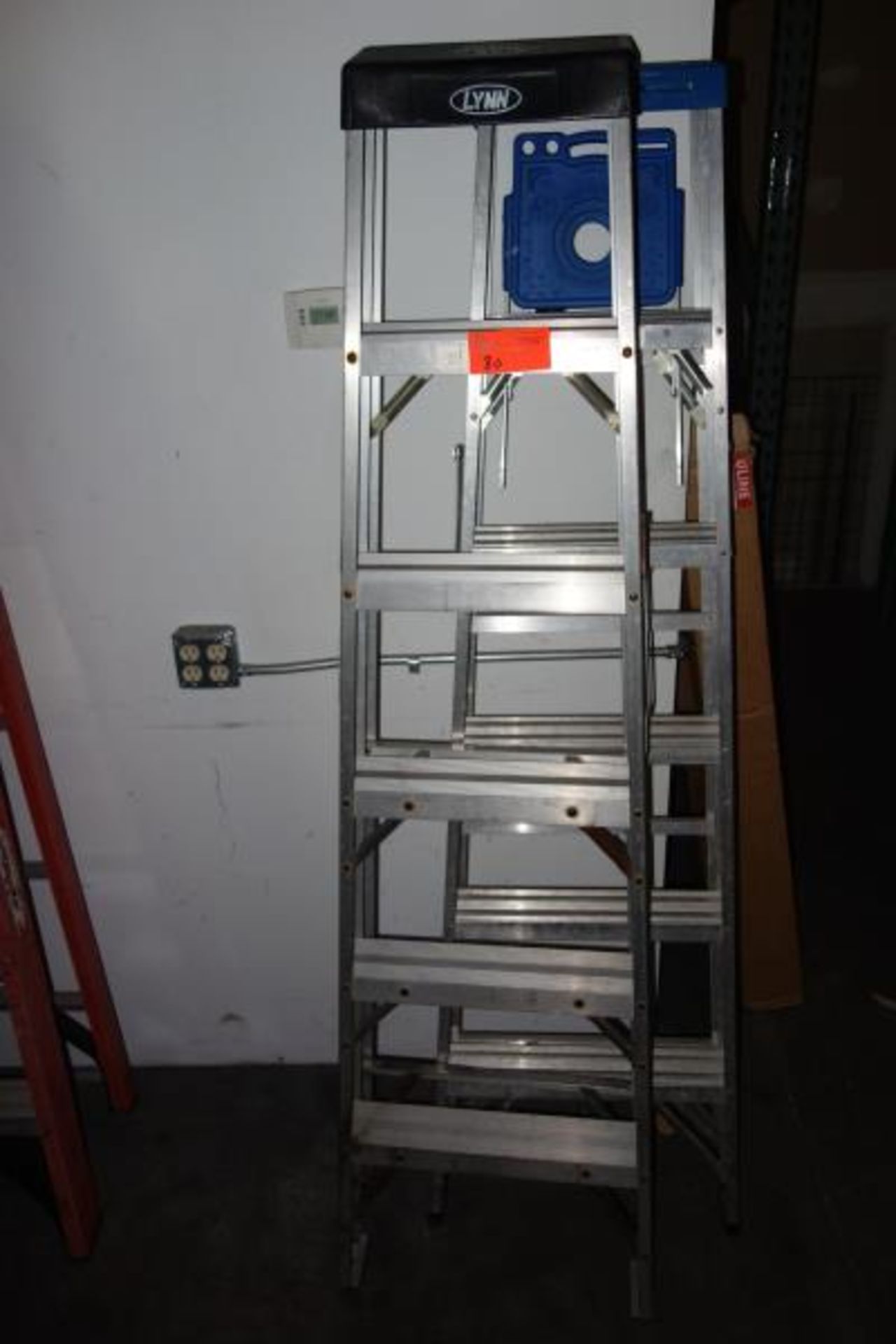 (2) 6' Aluminum Step Ladders
