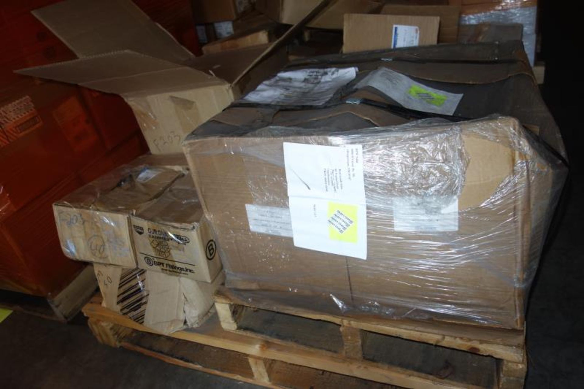 Pallet of Mounting Hardware - See Photo - Image 3 of 12