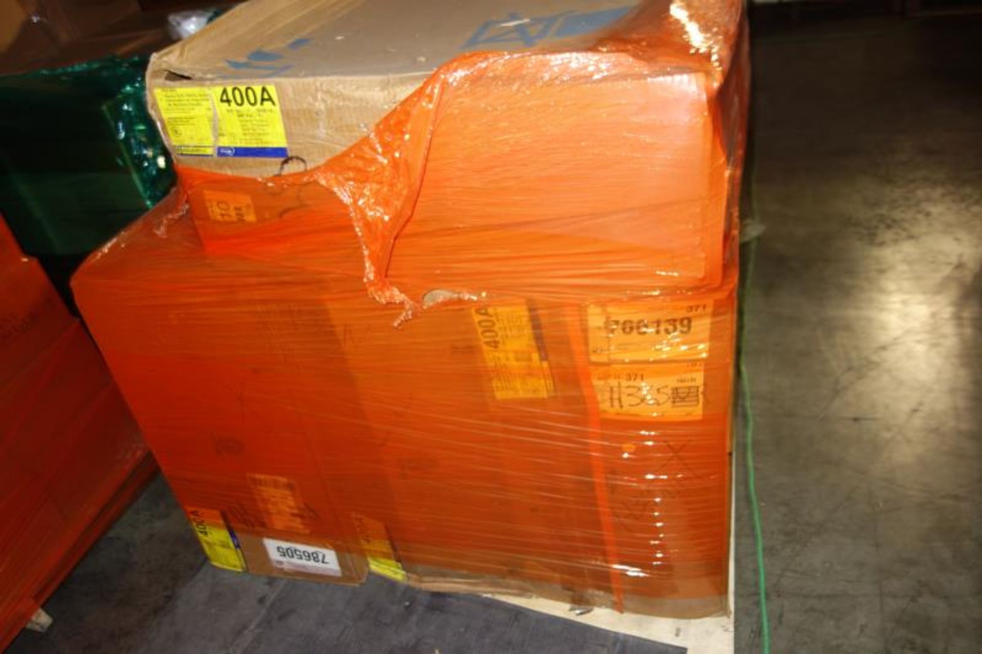 Pallet of Square D 40A Safety Switch (4) On the Skid