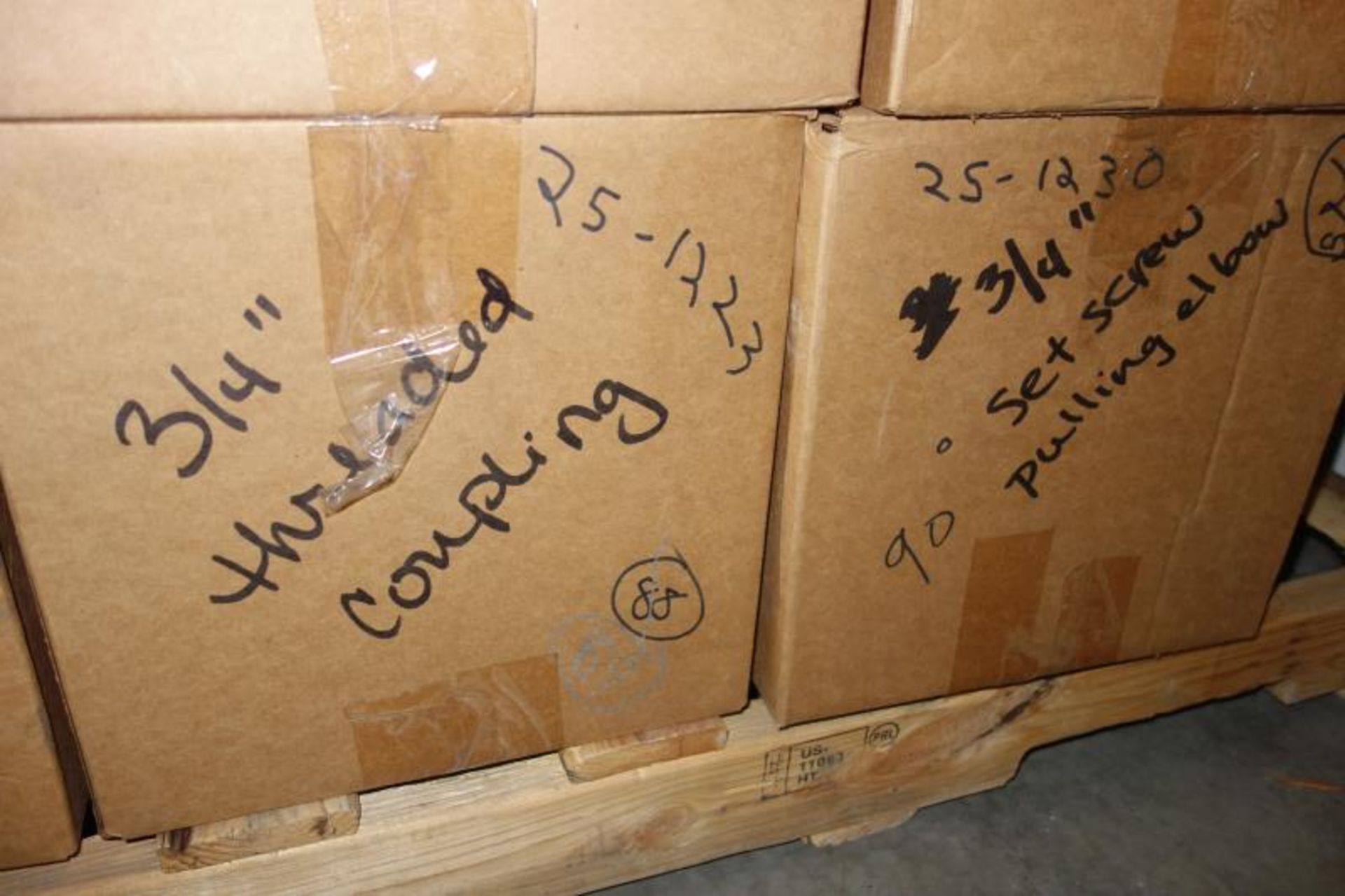 Pallet of Couplings, Chase Nipples, HD Galv Steel Loop Straps, Plastic Female Cable Connectors - Image 4 of 11