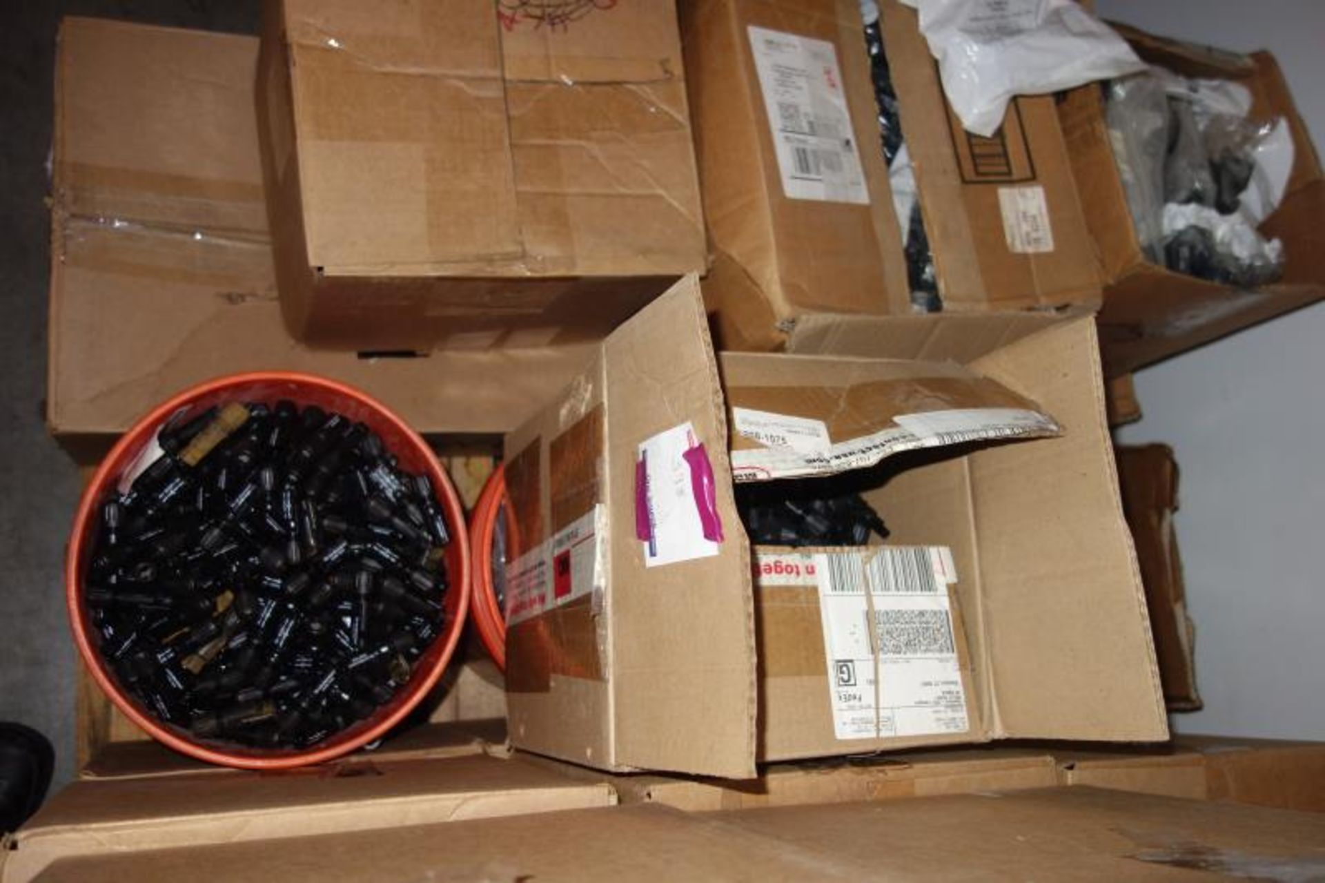 Pallet of Couplings, Chase Nipples, HD Galv Steel Loop Straps, Plastic Female Cable Connectors - Image 5 of 11