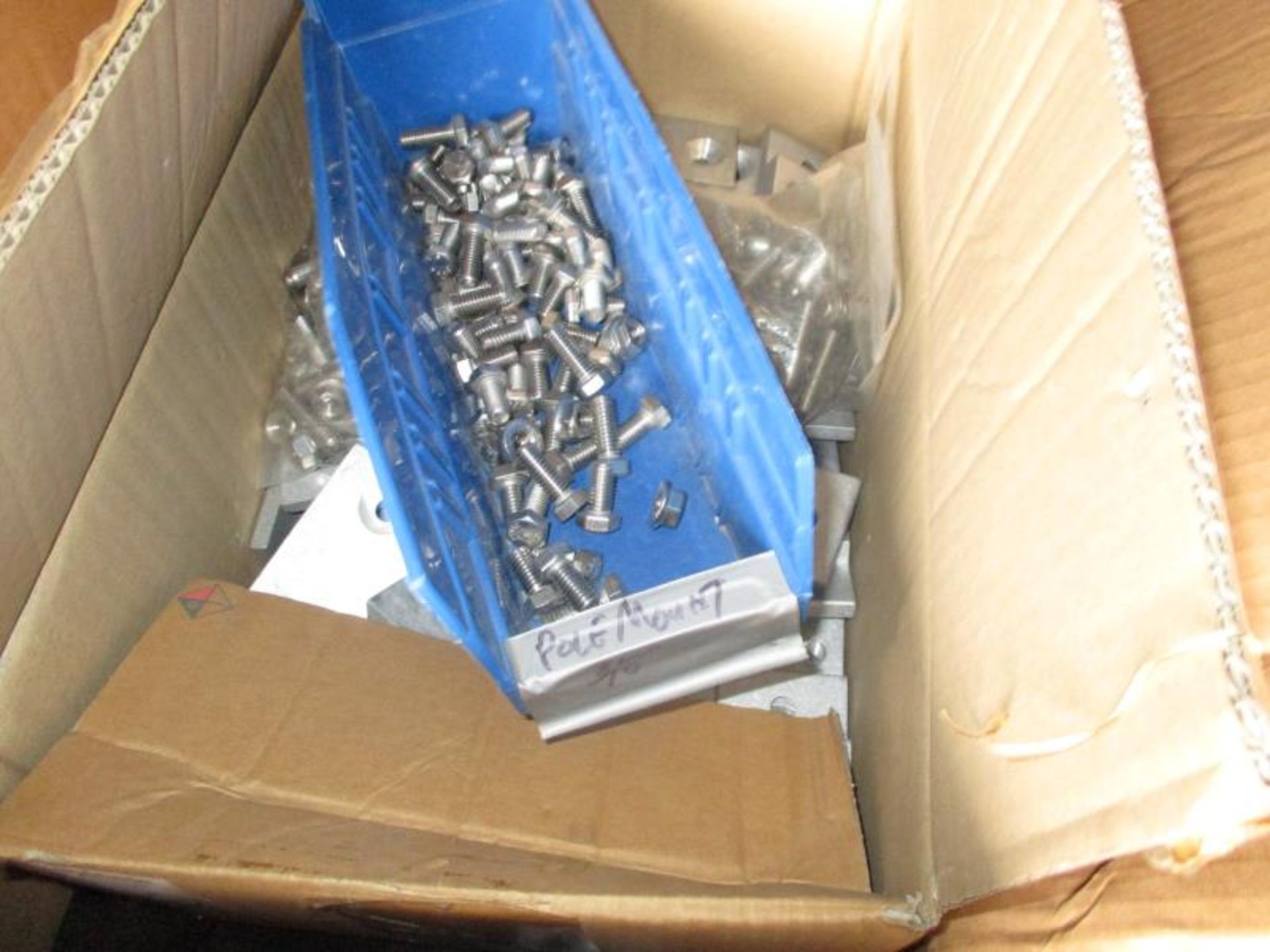 Pallet of Hardware - Image 5 of 7