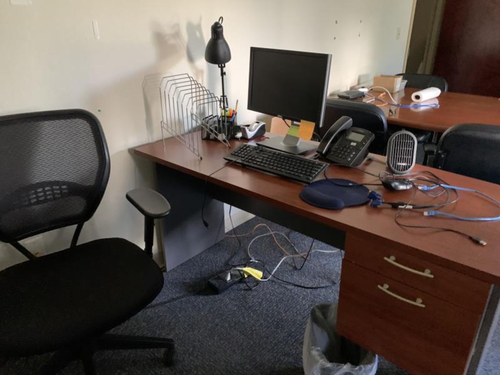 Contents of Office (5) flat panel monitors, bookcases, small conference table - Image 4 of 6