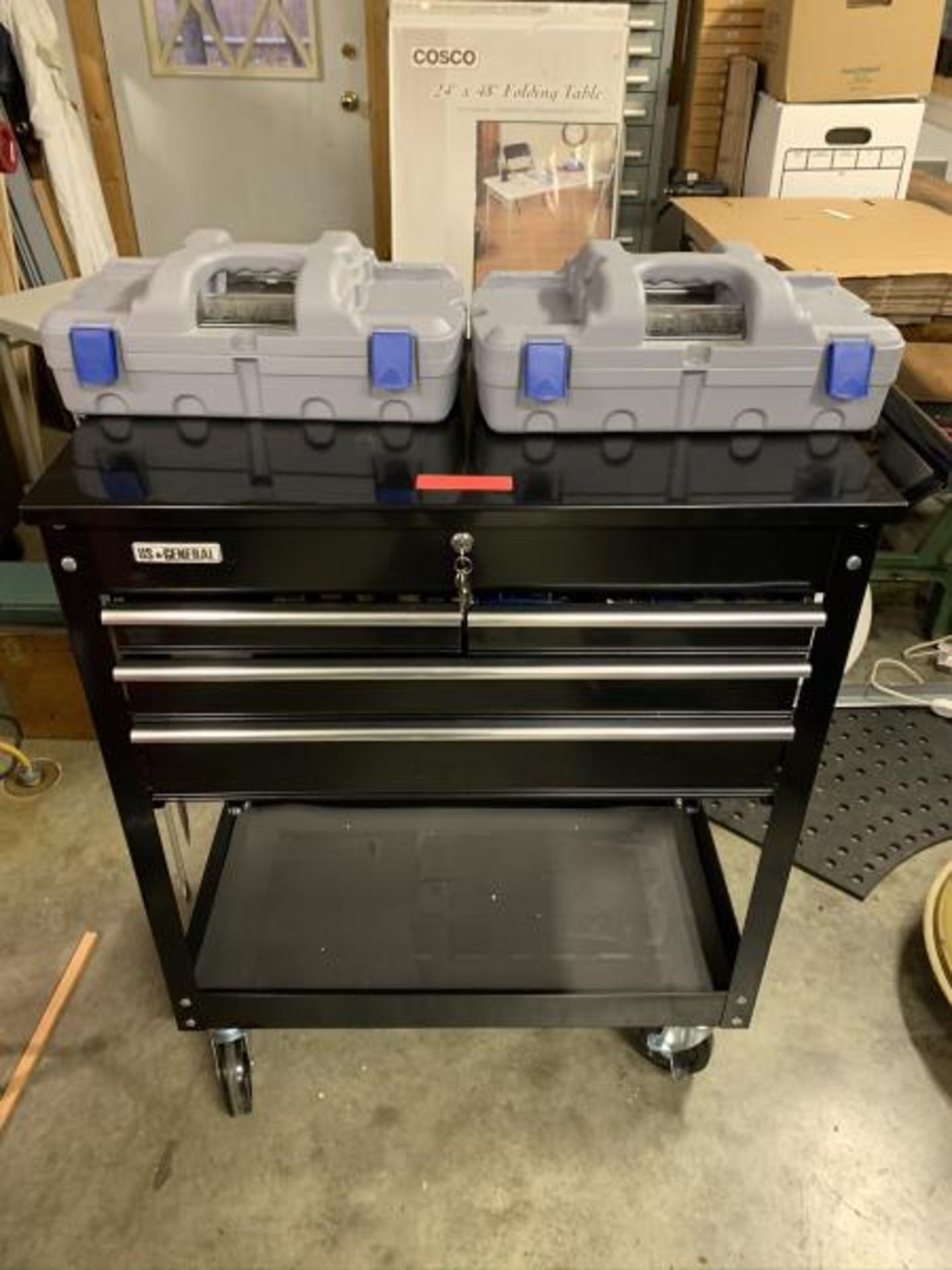 US General Tool Cart with (2)400XPR Dremmel wit Accessories and Screw Drivers