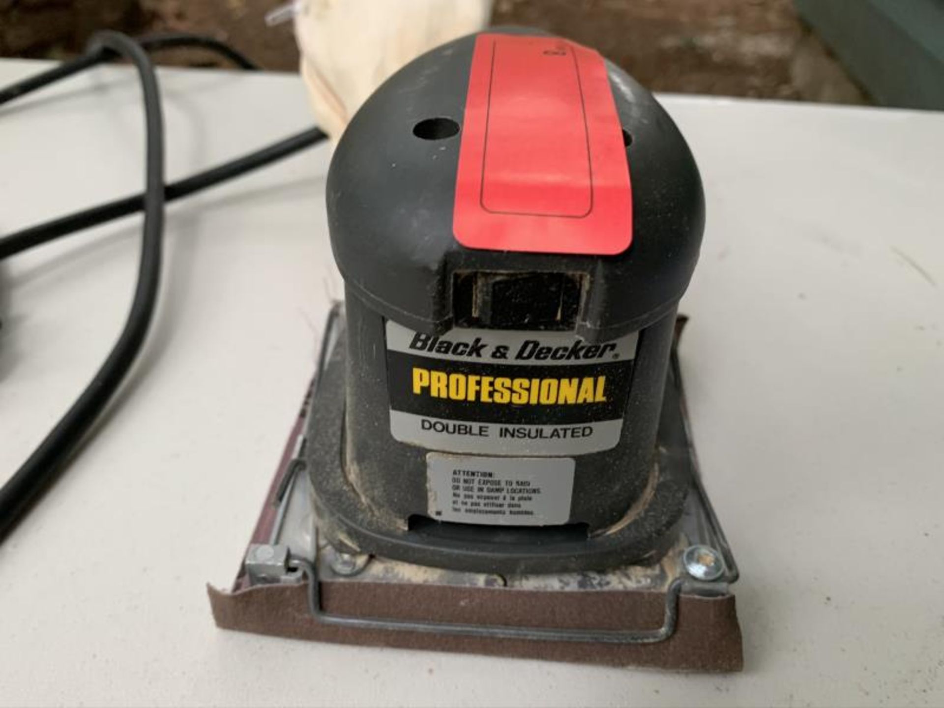 Black & Decker palm sander professional double insulated - Image 2 of 3