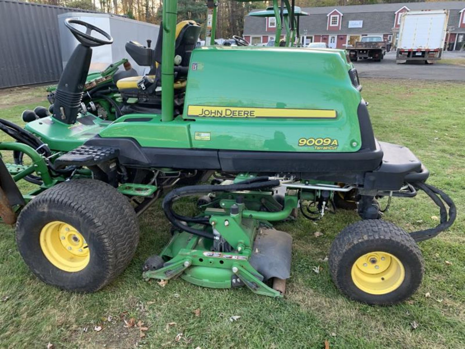 2016 John Deere 9009A Terrain Cut, 3,376.0 Hours, SN: 1TC9009AHGV010313 - Image 2 of 17