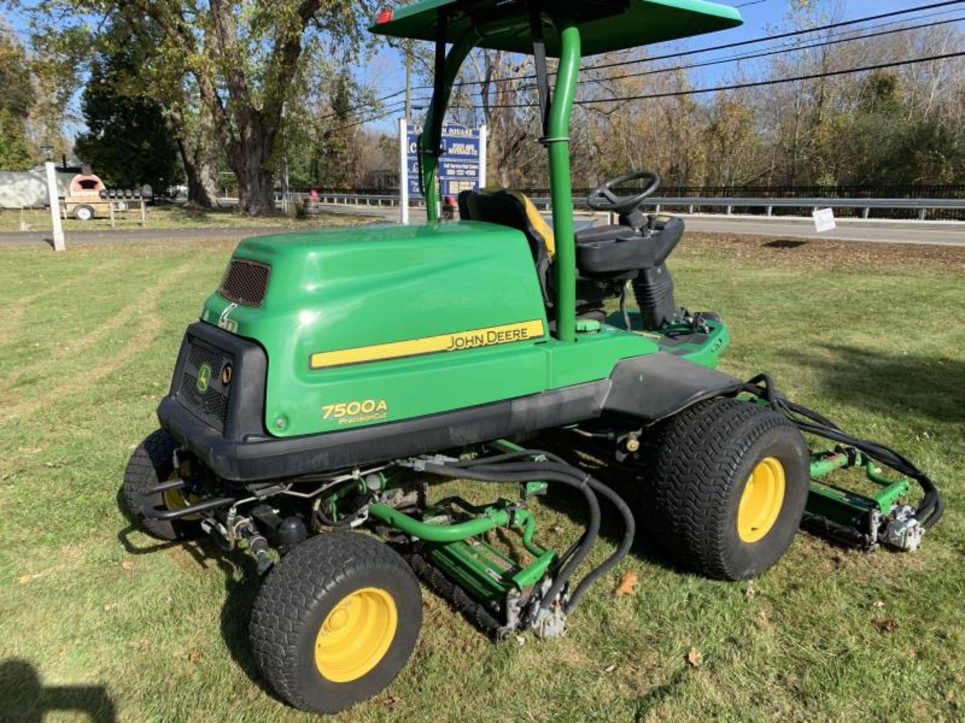 2016 John Deere 7500A Precision Cut 2WD T4, 2,322 Hours John Deere 7500A Precision Cut 2WD T4, 2,322 - Image 5 of 19