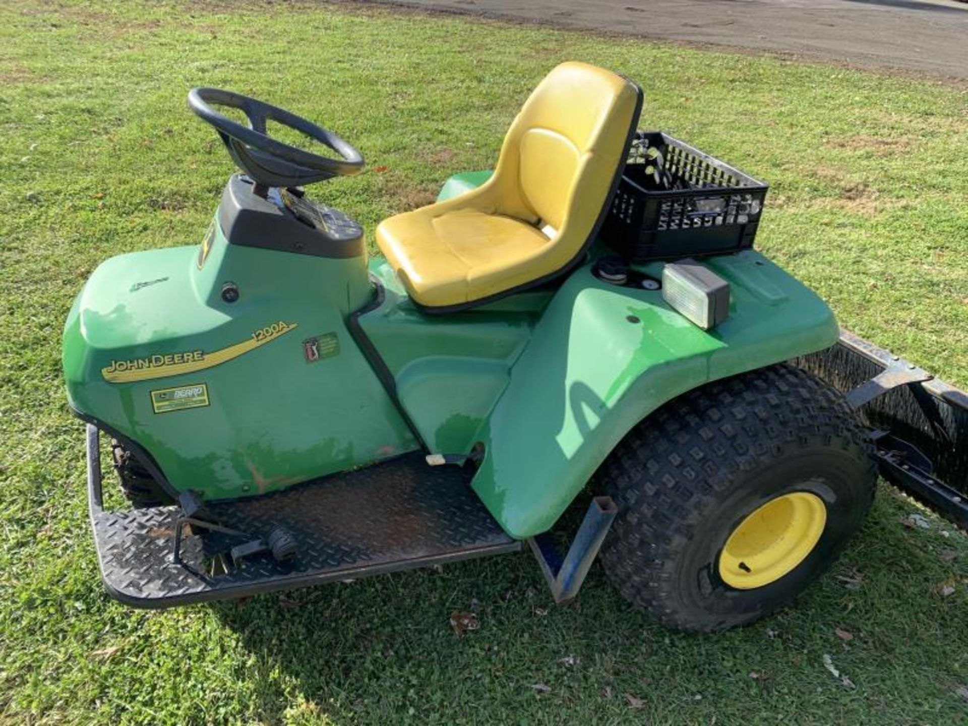 2016 Bunker Rake, John Deere 1200A , SN: 1TC1200AEGT230522 - Starts & Runs, Shifts Rough