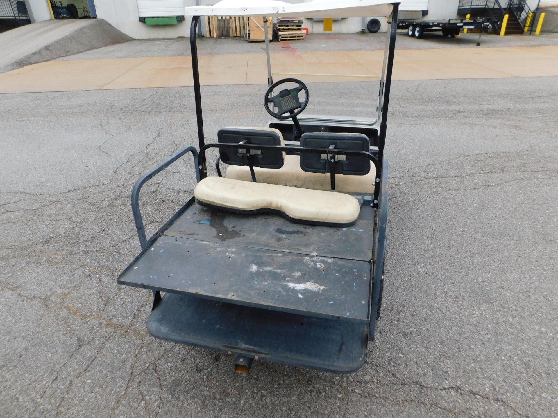 Club Car Gas-Powered Golf Cart, SN AG9924-769798, Canopy, Windshield, Fold-Out Back Bed - Image 4 of 16