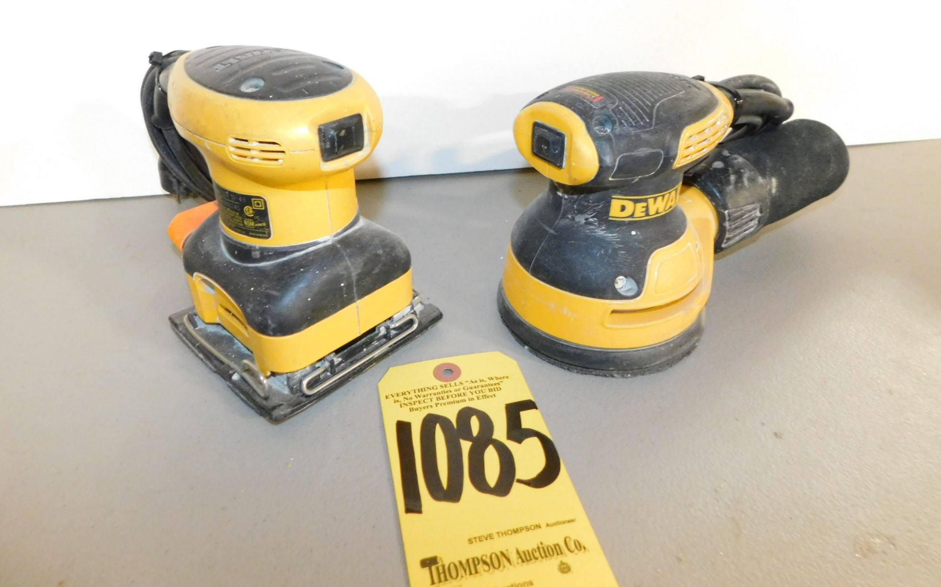 (2) Dewalt Palm Sanders