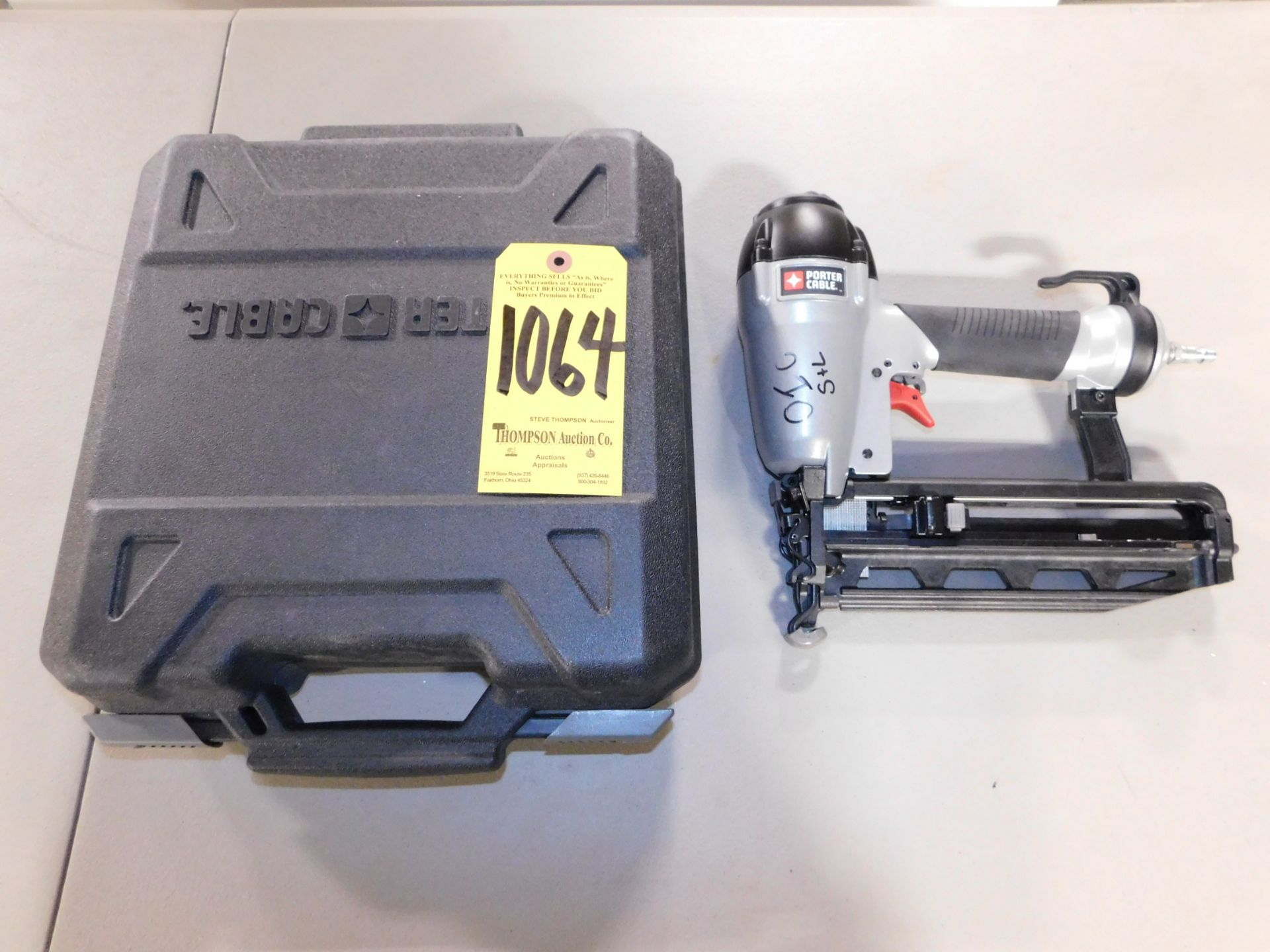 Porter Cable FN250C Finish Nailer with Case