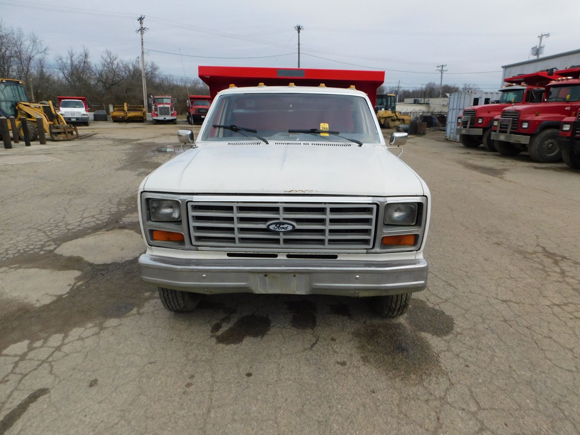 1986 Ford F-350 Single Axle Dump, Gas, 4-Speed Manual Transmission, PTO, 10' Steel Dump Bed, 81, - Image 2 of 18