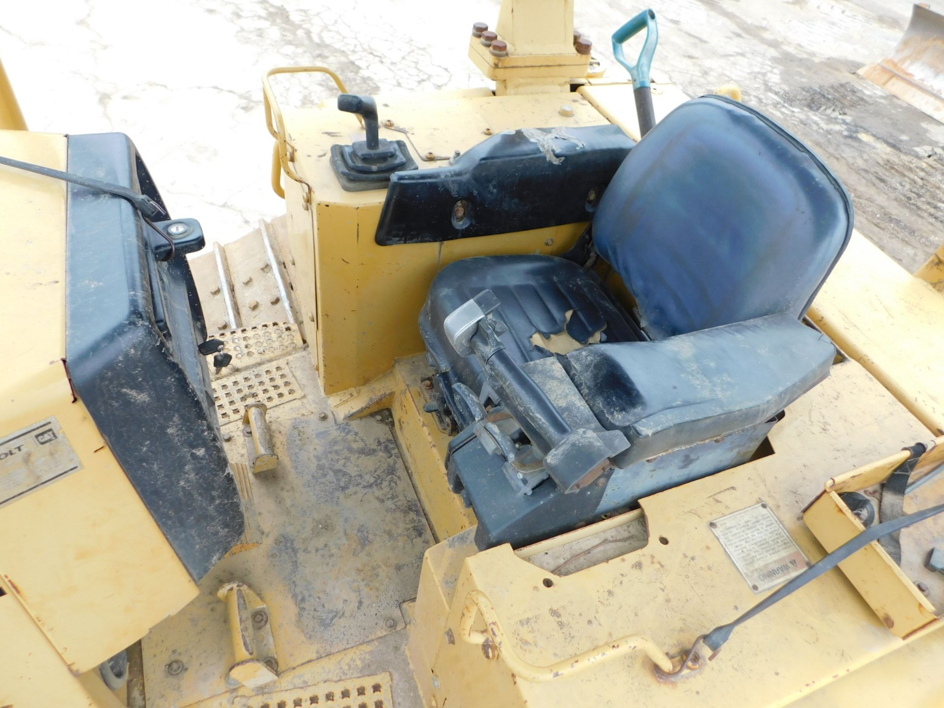 1997 Caterpillar Model D6MXL Crawler Dozer, OROPS 10' Blade, 12,613 hours,SN 3WN00774, (NOTE: Engine - Image 20 of 26