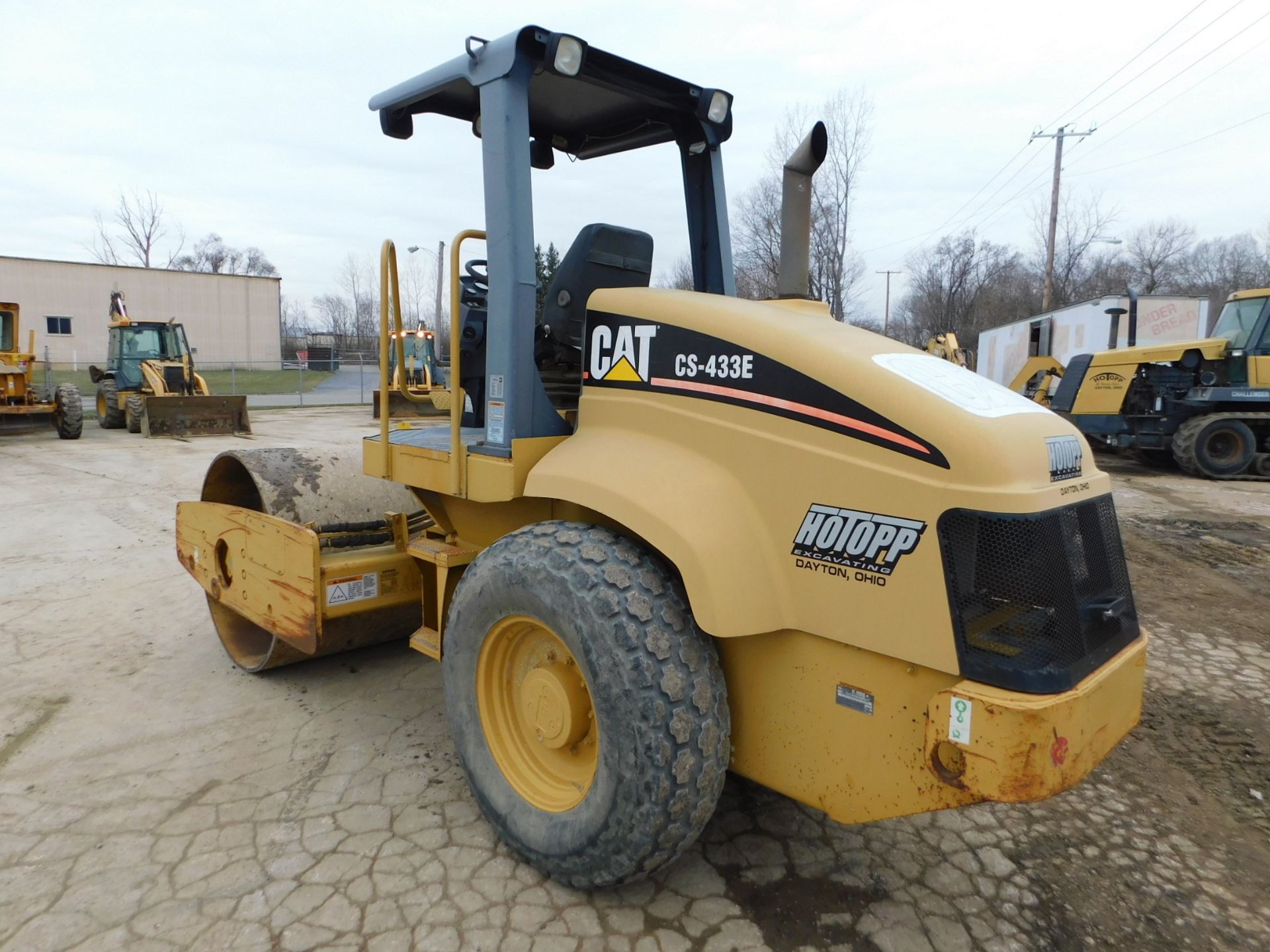 2004 Caterpillar Model CS-433E Vibratory Compactor, 5'6" Drum Width, Open Canopy, 1,517 hours, SN - Image 6 of 18