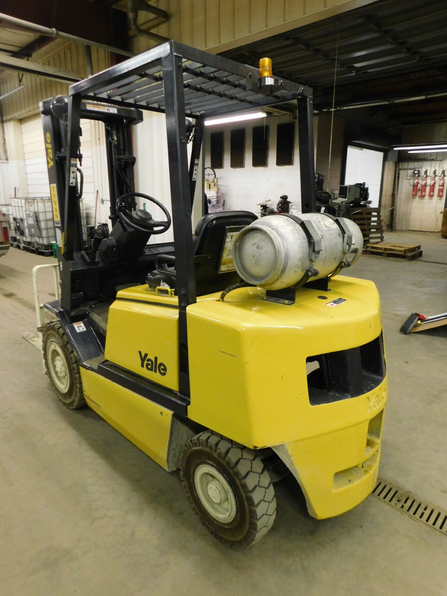 Yale Model GTP050JFNUAE086 Forklift, SN E177B18357U, 4,700 lb. Cap. LP, Solid Pneumatic Tires, 3- - Image 8 of 19