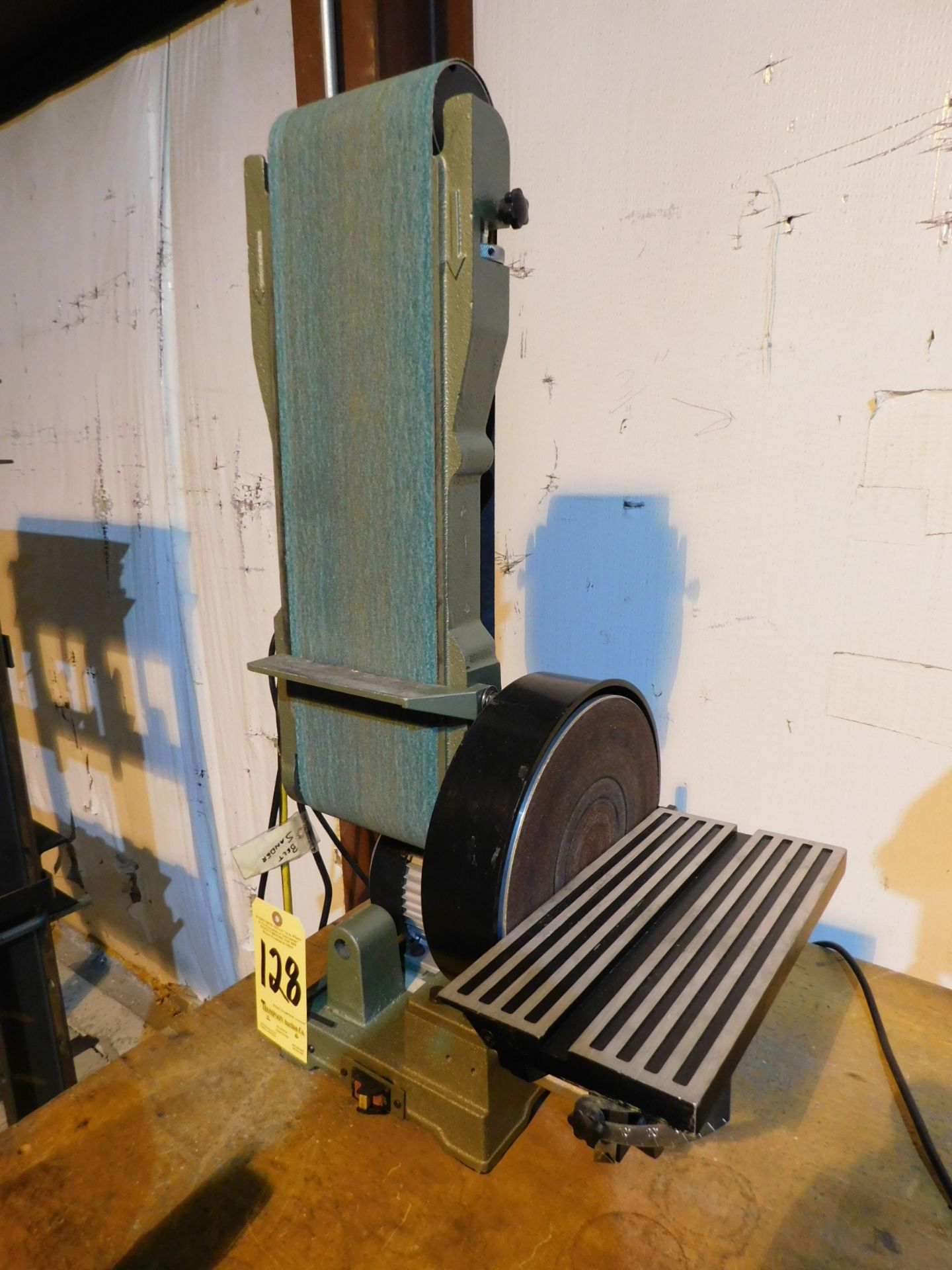 Central Machinery 6" Belt/9" Disc Sander, 115V, 1 phase, Lot Location 3204 Olympia Dr. A, Lafayette,