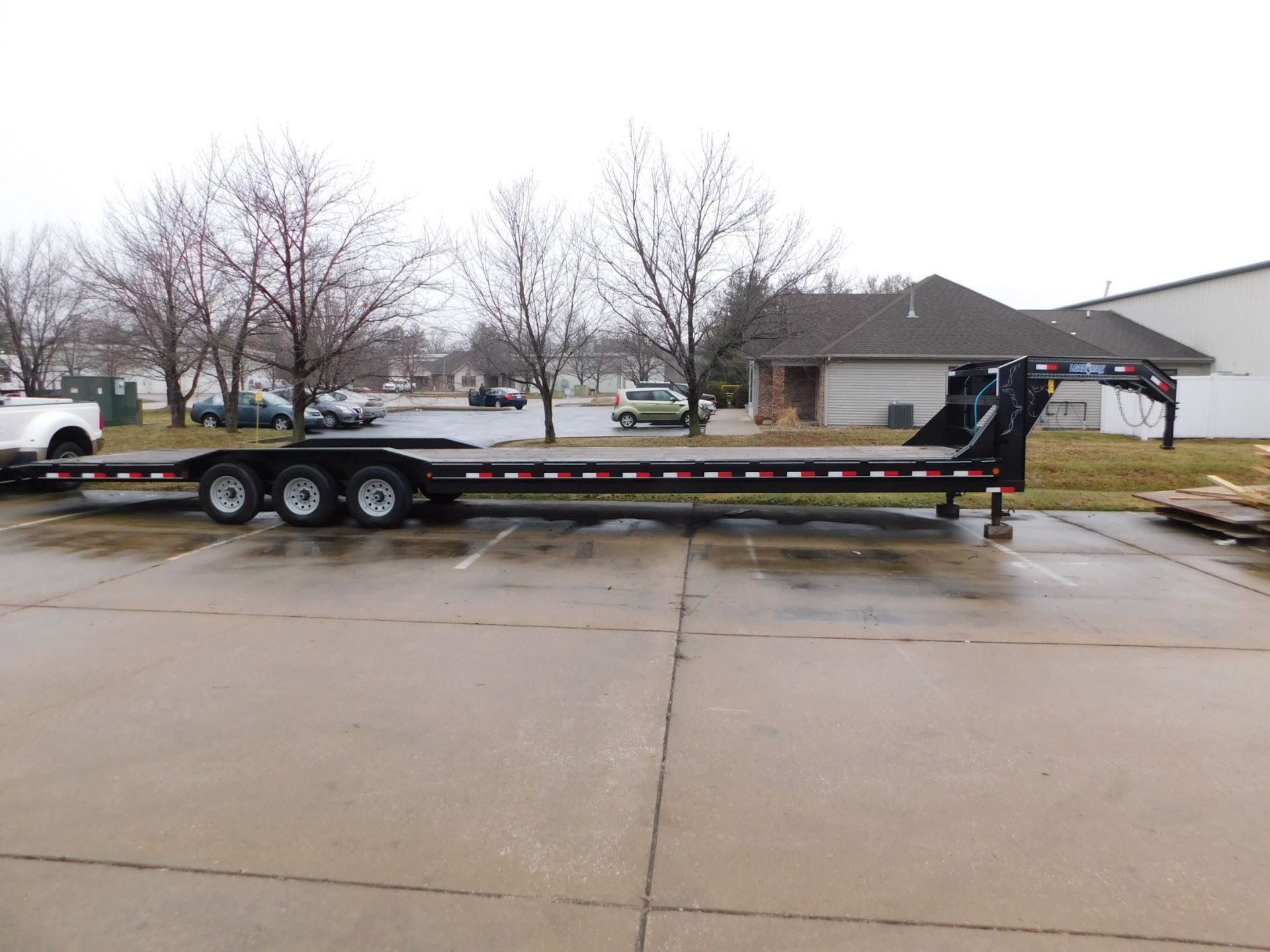 2017 Load Trail Load Max Tri-Axle Gooseneck Car Hauler Trailer, VIN 4ZEGC4036H1144225, 21,000 lb - Image 2 of 26